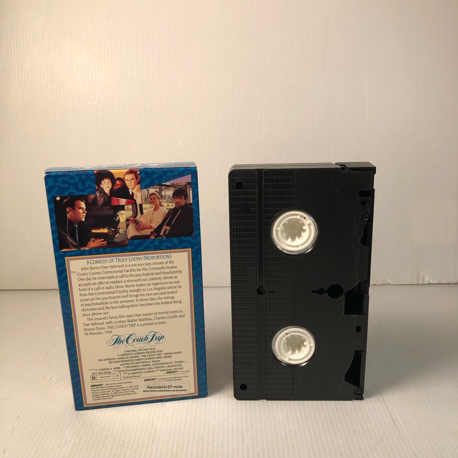 The Couch Trip VHS 1987 Comedy Dan Aykroyd Walter Matthau Orion Pictures