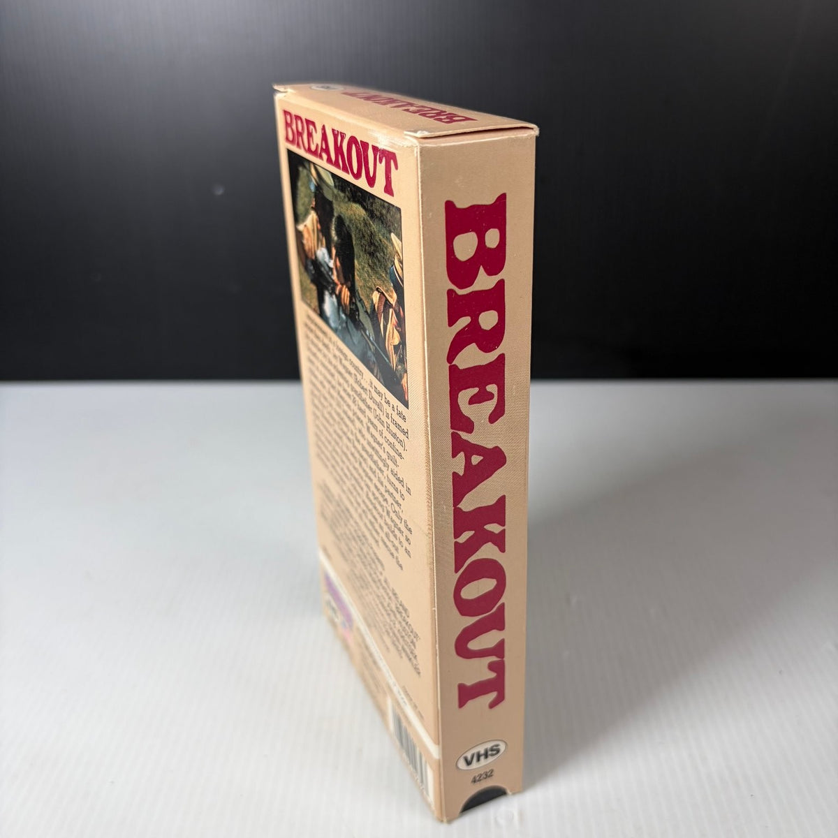 Breakout VHS 1975 Action Thriller Original Release GoodTimes Charles Bronson