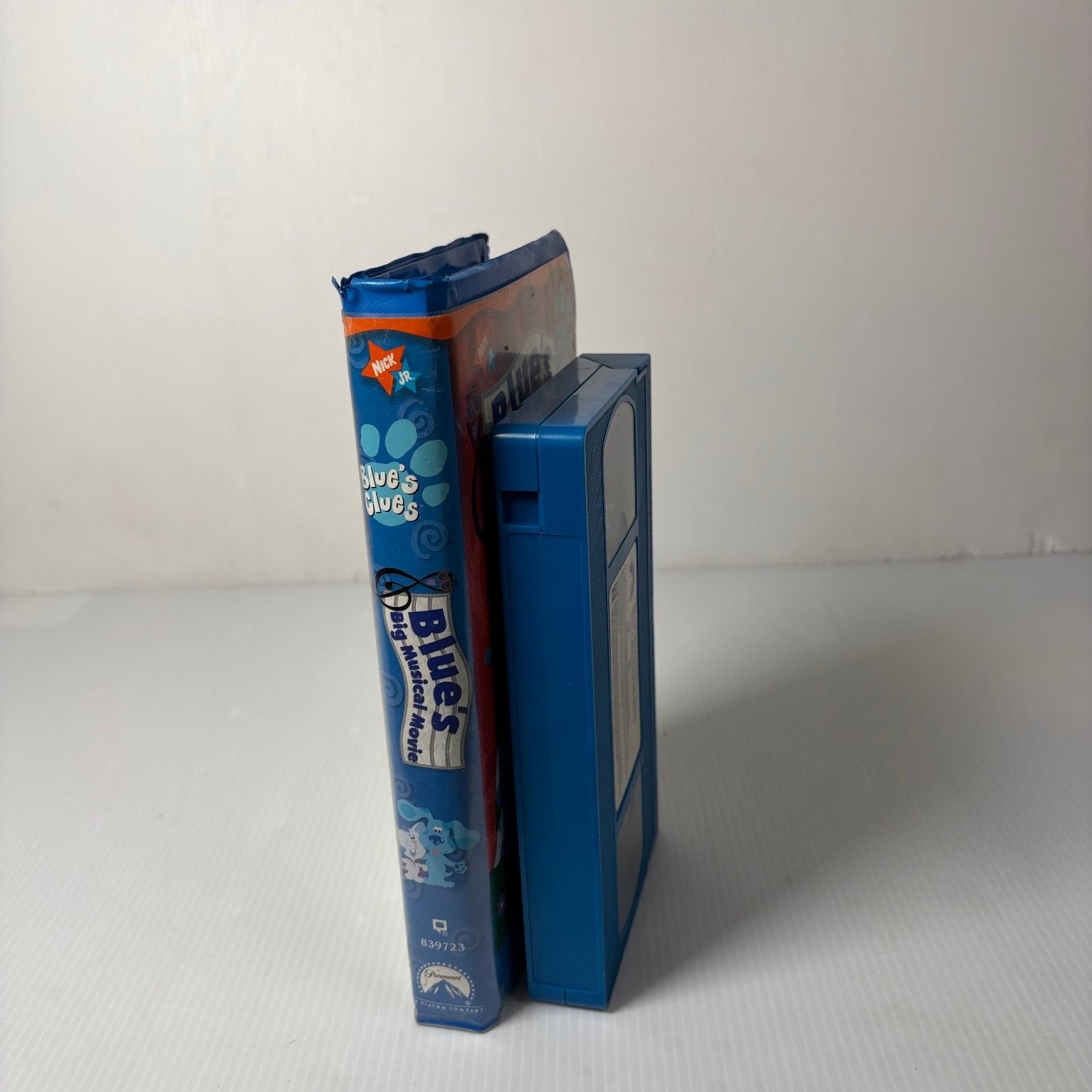 Blues Big Musical Movie VHS 2000 Kids Family Musical Paramount Blue Clamshell