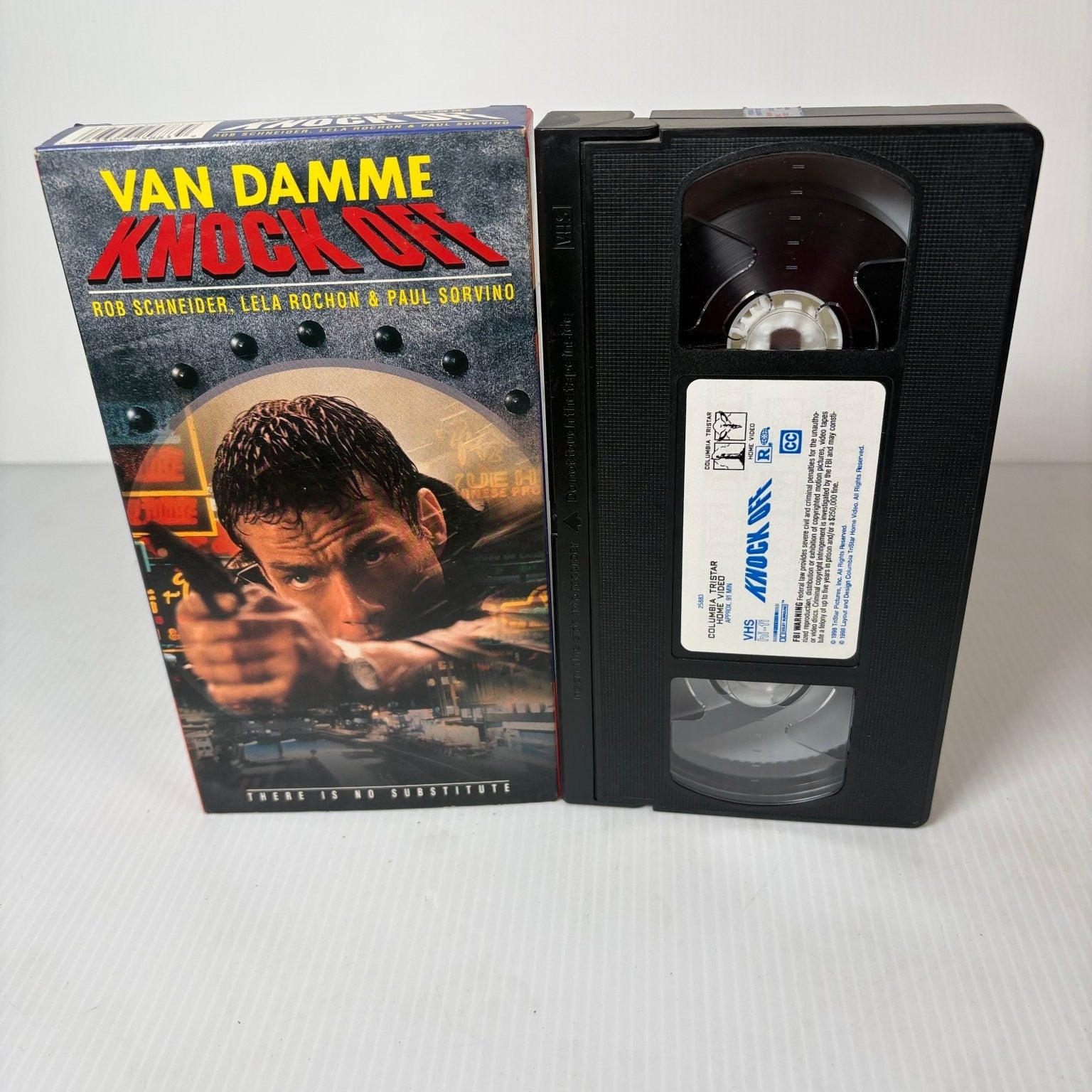 Knock Off VHS 1998 Action Thriller Jean-Claude Van Damme Columbia TriStar