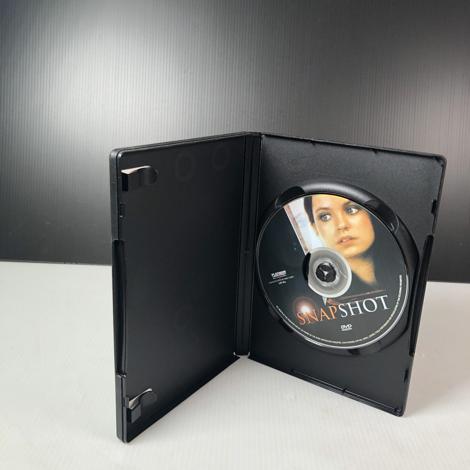 Snapshot DVD 2002 Thriller Chantal Contouri Sigrid Thornton Robert Bruning