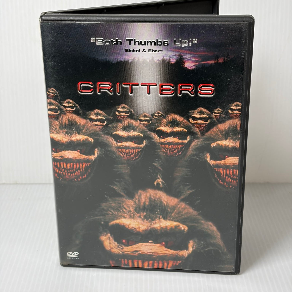 Critters DVD (1986) Dee Wallace Stone, Stephen Herek, Sci-Fi Horror