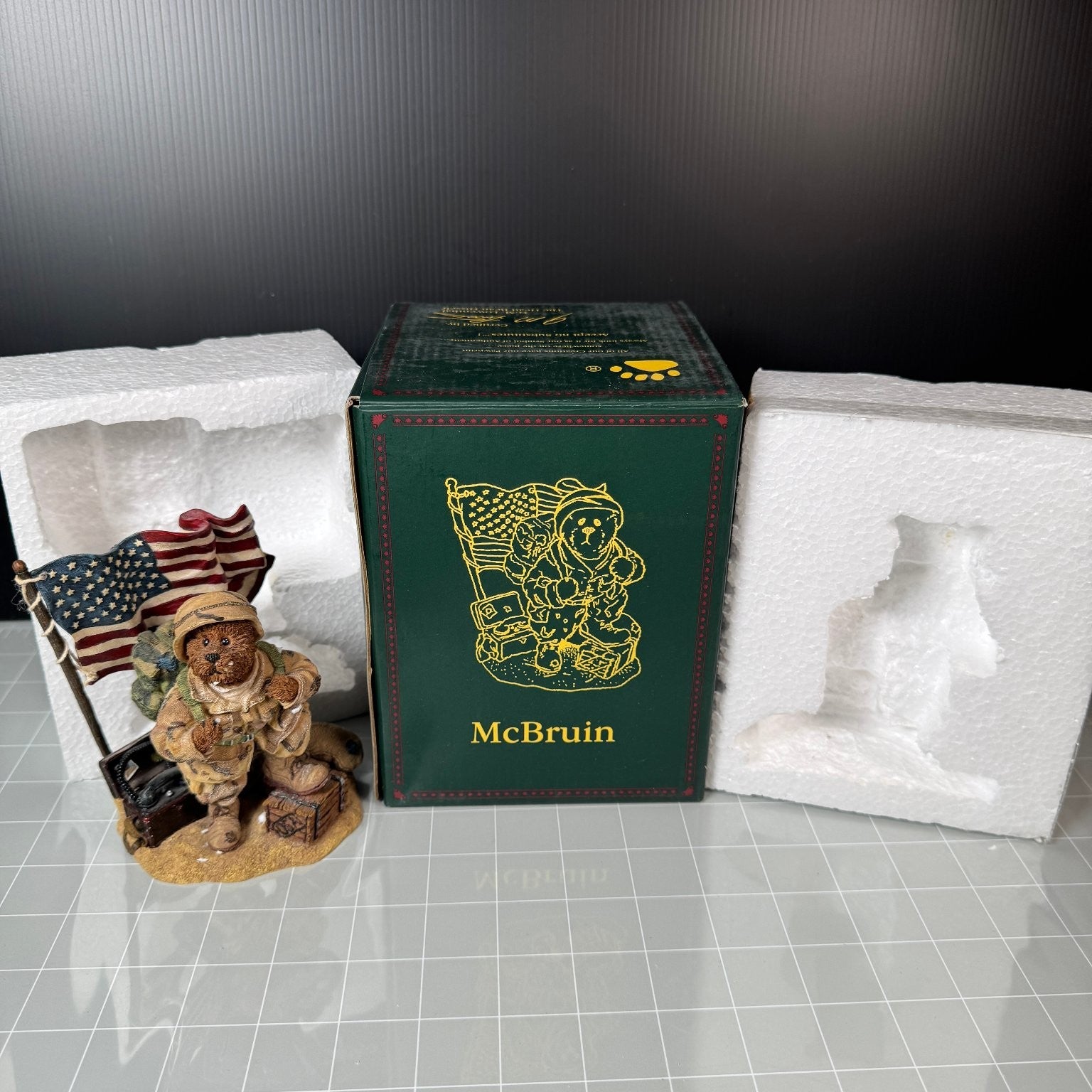McBruin to Serve With Honor Boyds Bears Soldier Bear Statue w/ Flag Vintage