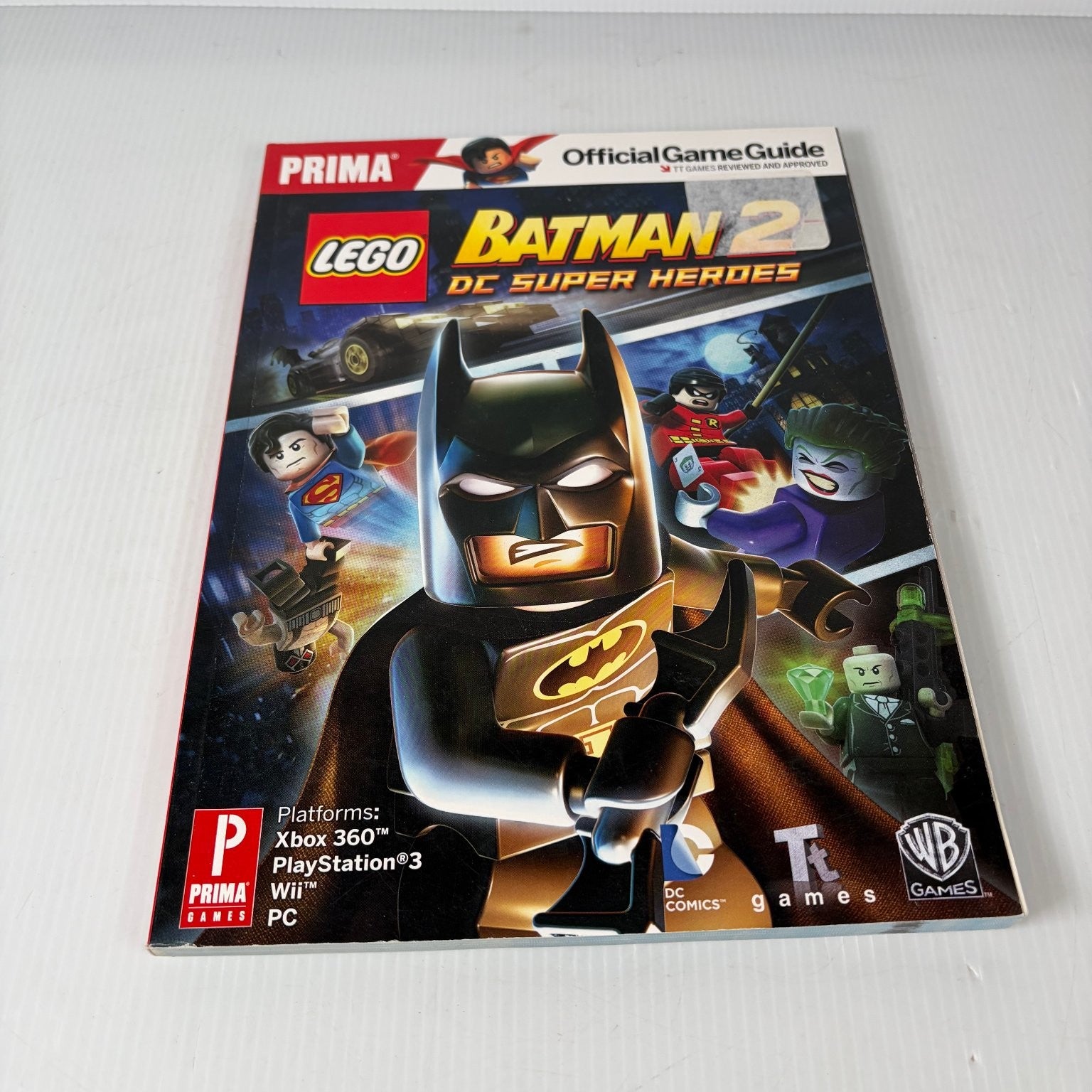 LEGO Batman 2 DC Super Heroes Xbox 360 PS3 Wii PC Official Strategy Guide