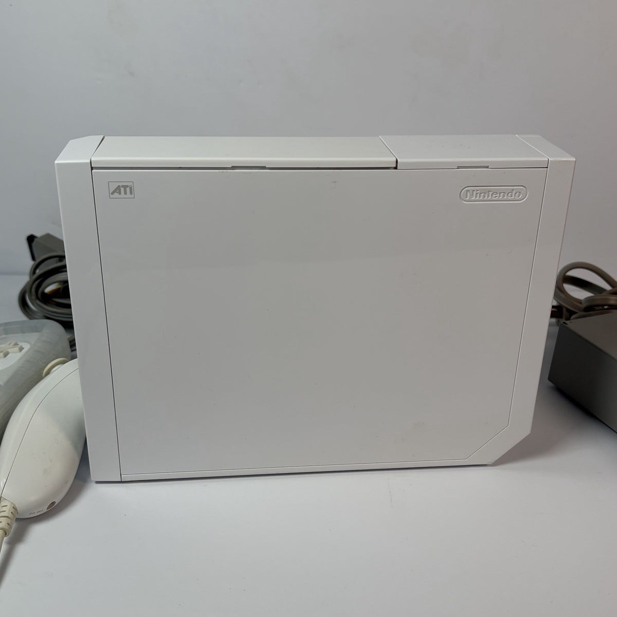 Nintendo Wii RVL-001 White Console w/ Motion Plus & Nunchuk Gamecube Compatible