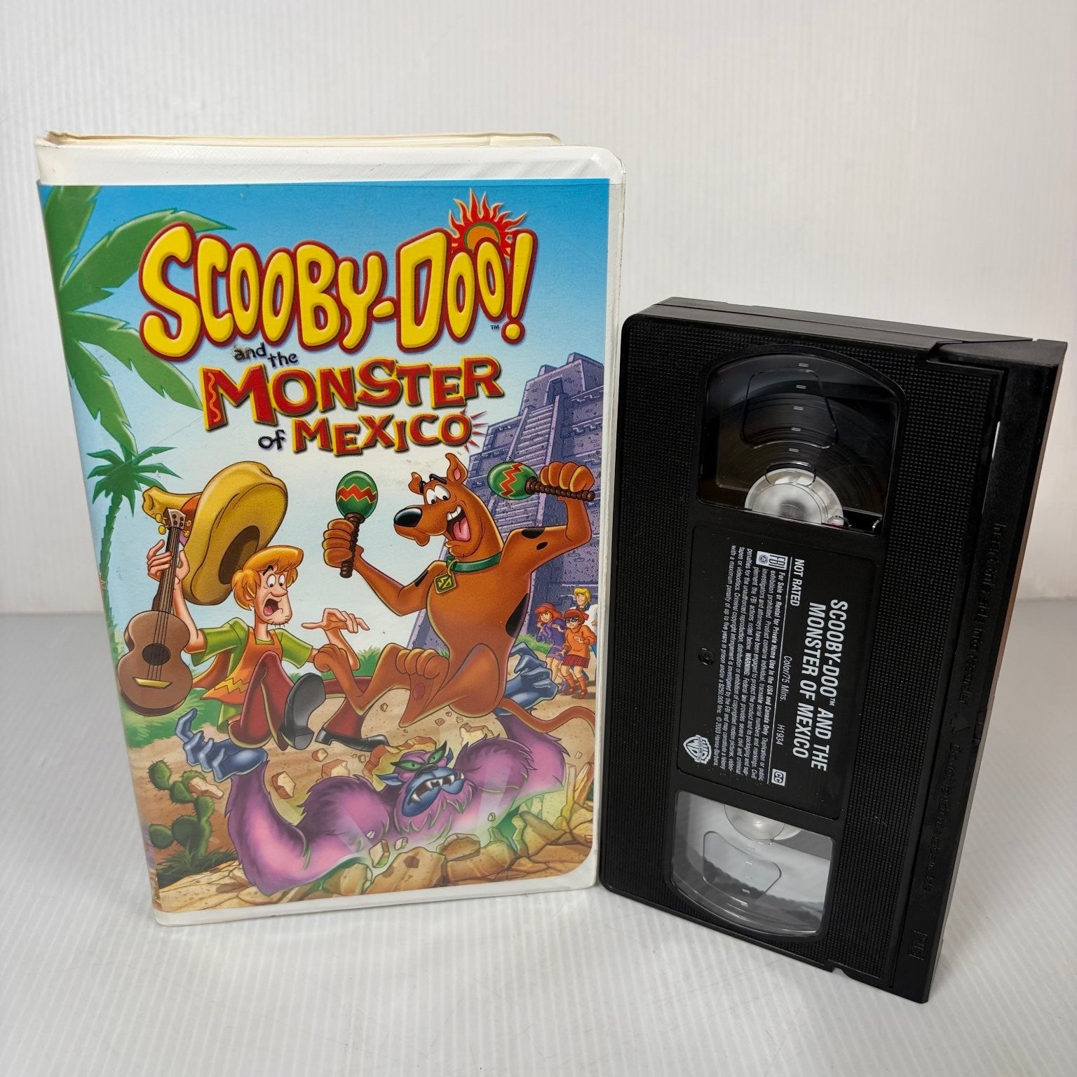 Scooby-Doo! and the Monster of Mexico VHS 2003 Animated Mystery Clamshell Case