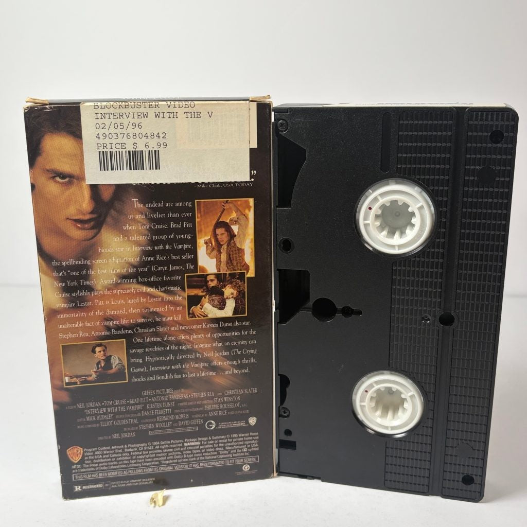 Interview With the Vampire VHS Tom Cruise Brad Pitt Warner Home Video 1995