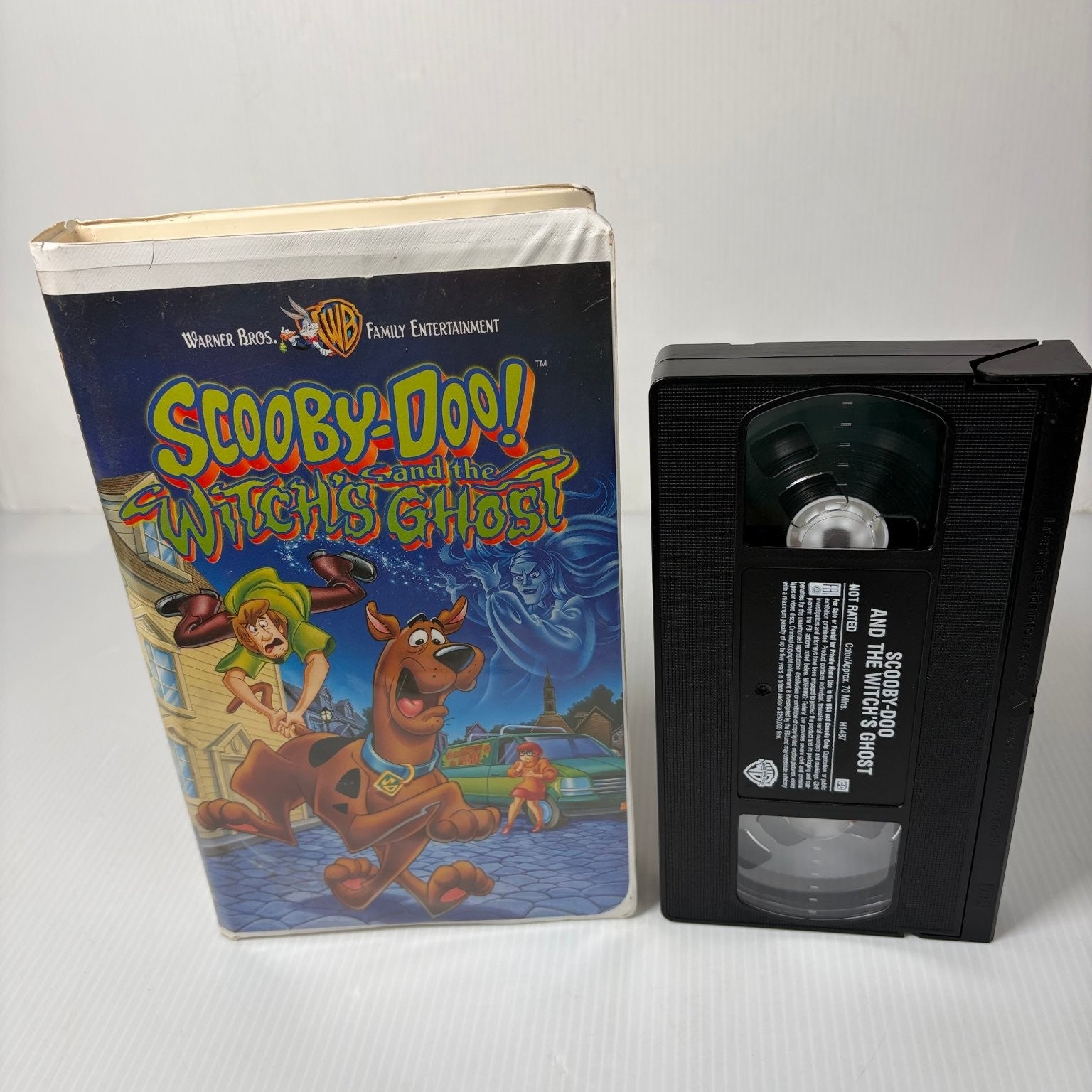 Scooby-Doo! And the Witch's Ghost VHS 1999 Animation Warner Bros Clamshell