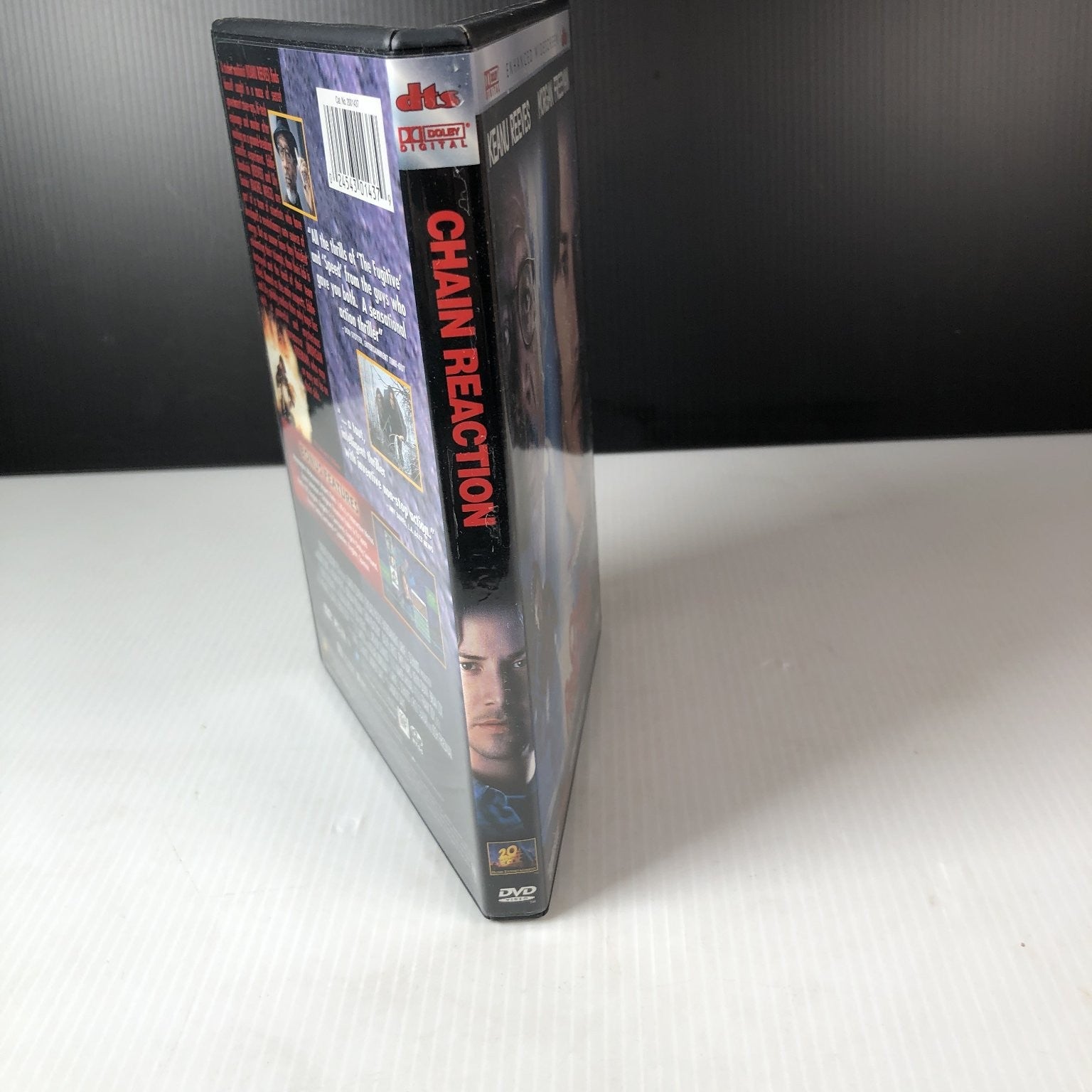 Chain Reaction DVD 1996 Keanu Reeves Morgan Freeman Action Thriller