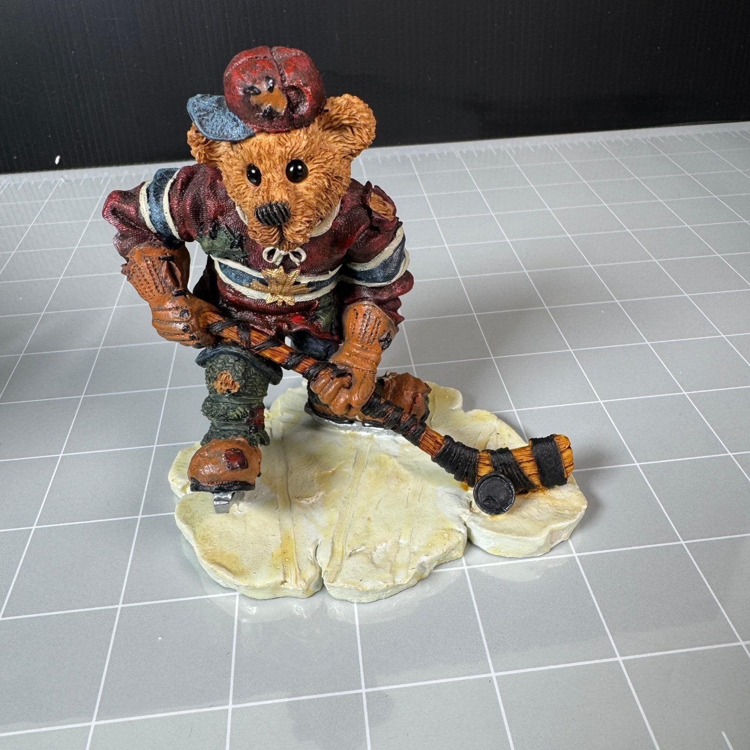 Puck Slapshot Boyds Bears & Friends Hockey Resin Statue LE 2E/595