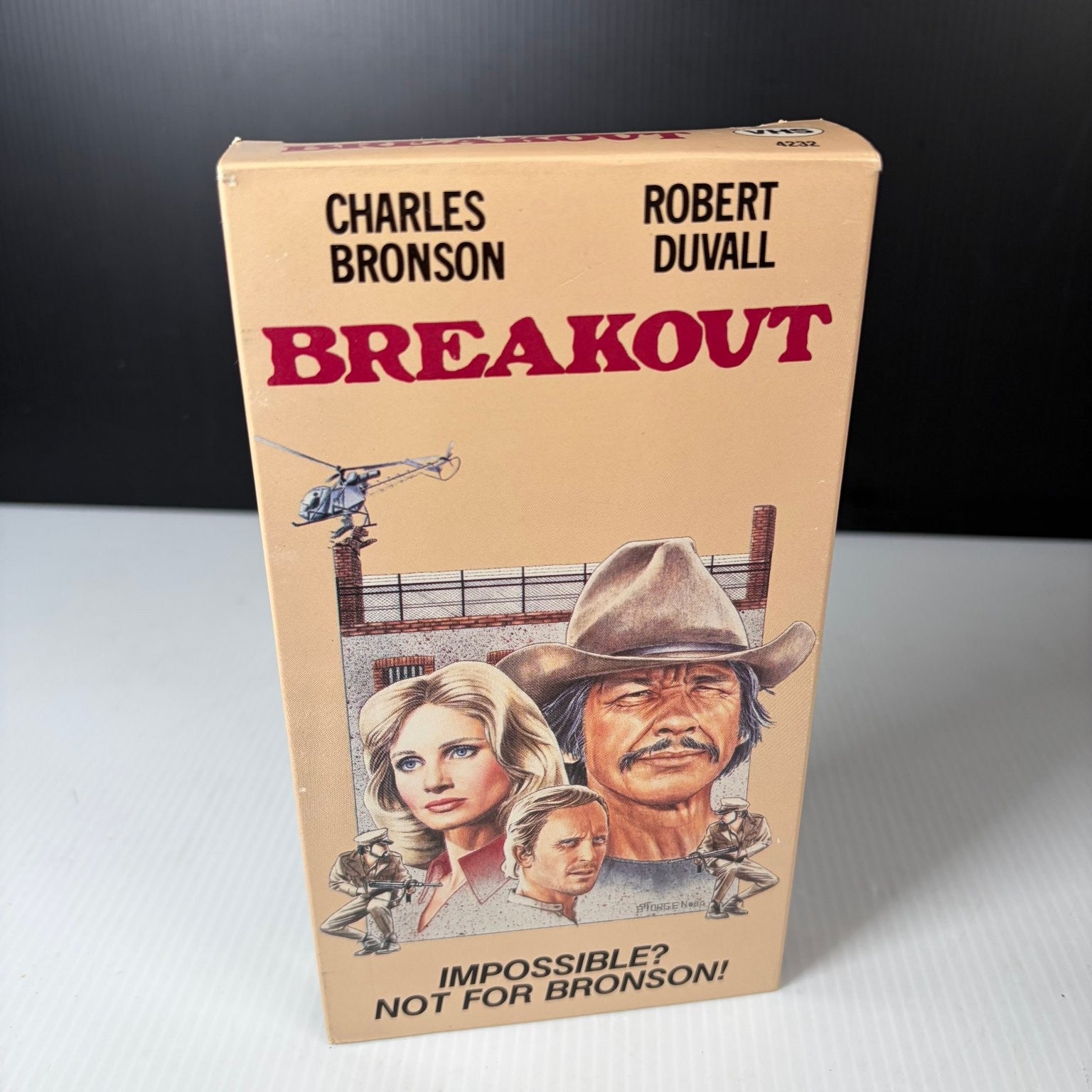 Breakout VHS 1975 Action Thriller Original Release GoodTimes Charles Bronson