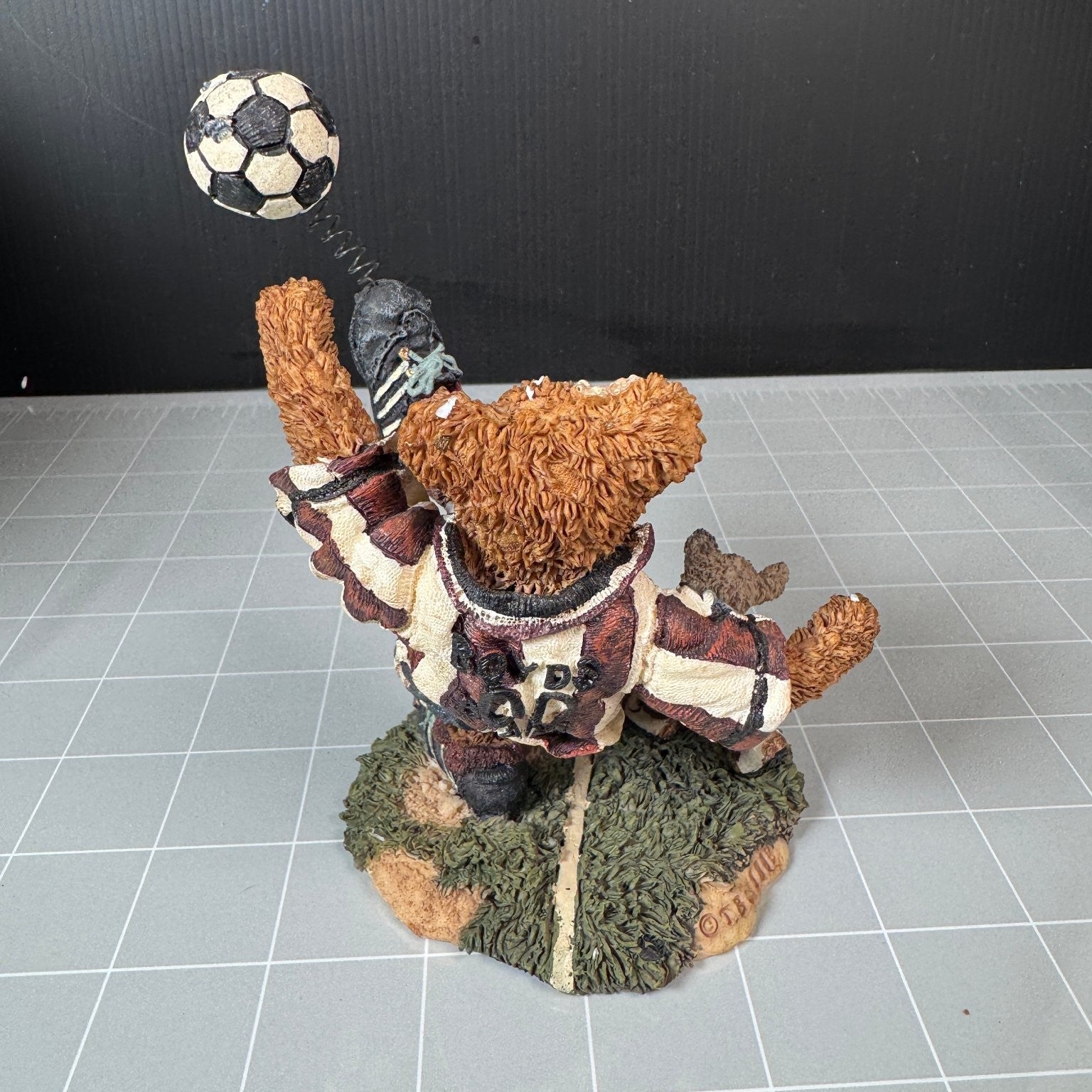 Rocky Bruin Score Score Score Boyds Collection Bear Figurine 1993