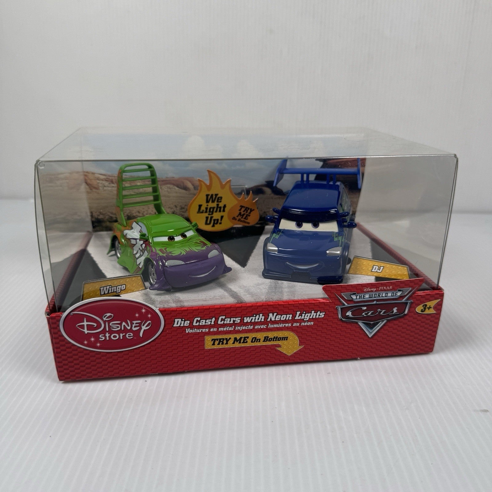 World Of Cars Neon Light Up Diecast Set Wingo & DJ Disney Store EXCLUSIVE Read