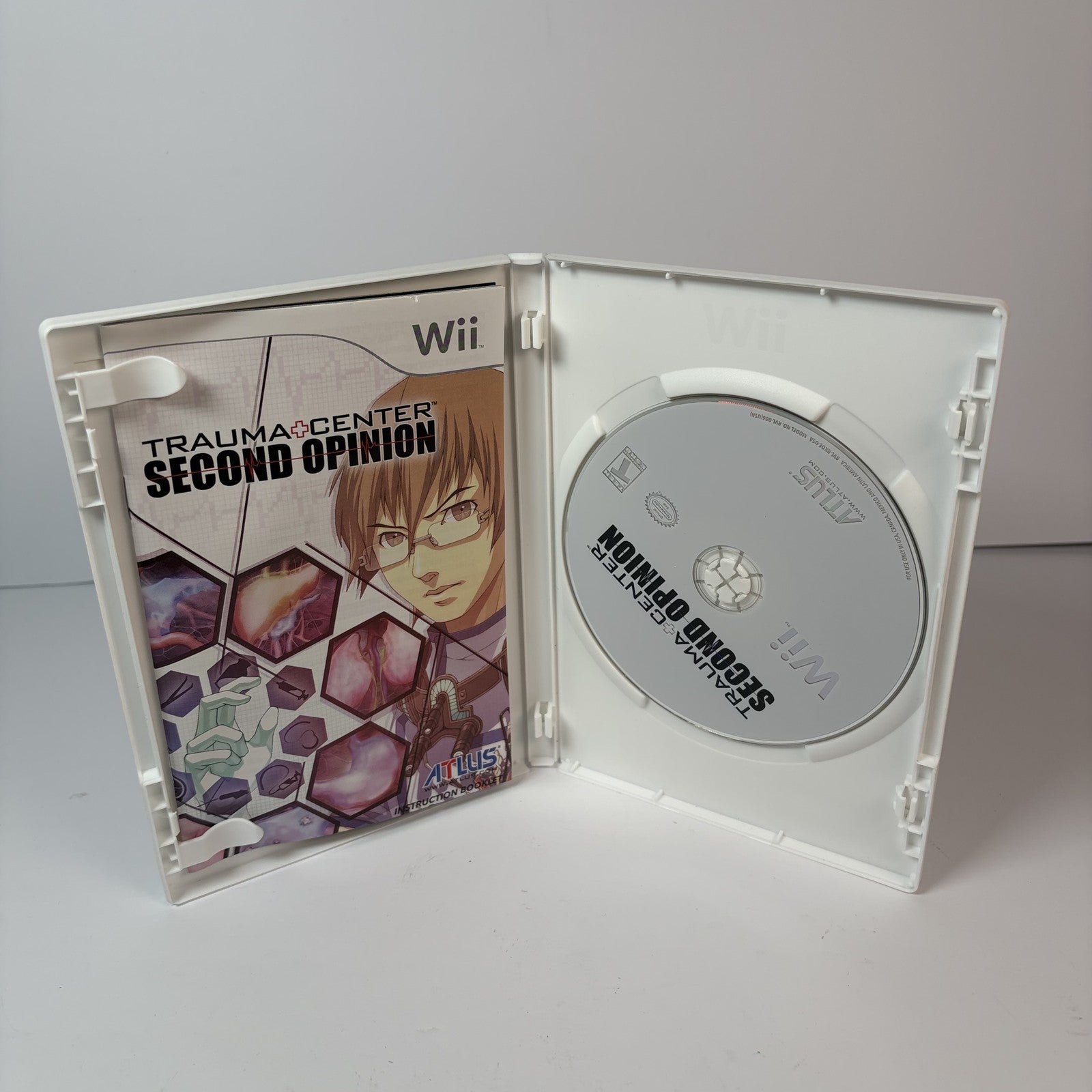 Trauma Center: Second Opinion Nintendo Wii (2006) Complete w/ Manual & Case
