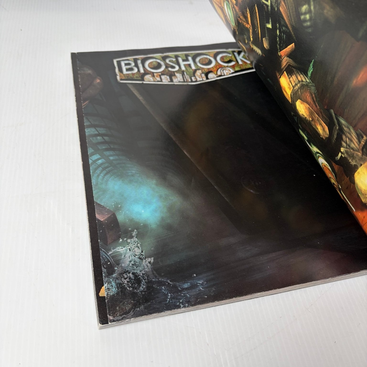 BioShock Xbox 360 PC Strategy Guide BradyGames Signature Series w/ Poster