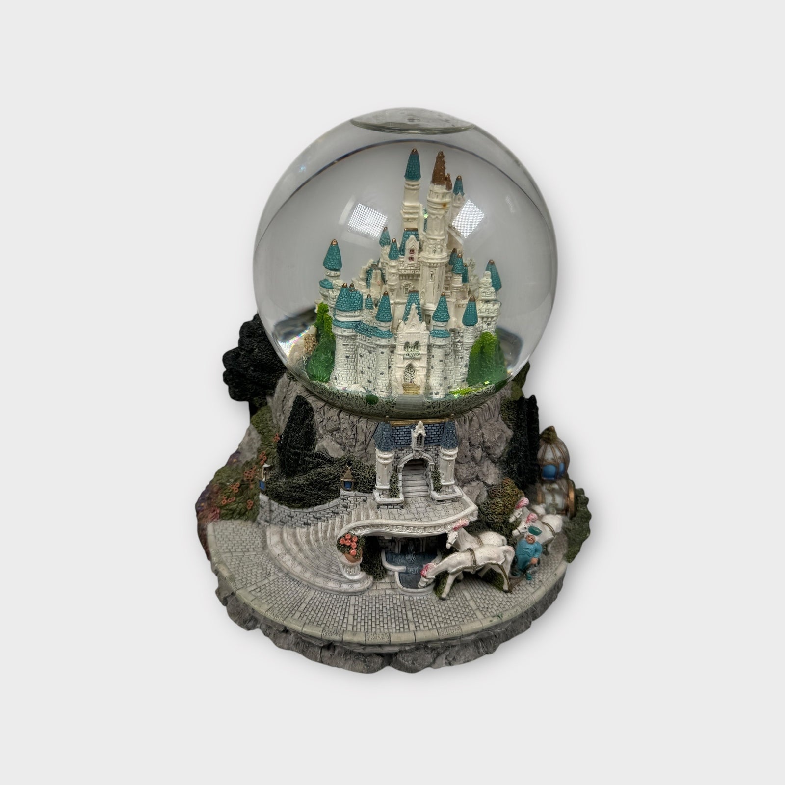 Disney Cinderella Castle VTG Musical Snow Globe So This Is Love w/ Detailed Base