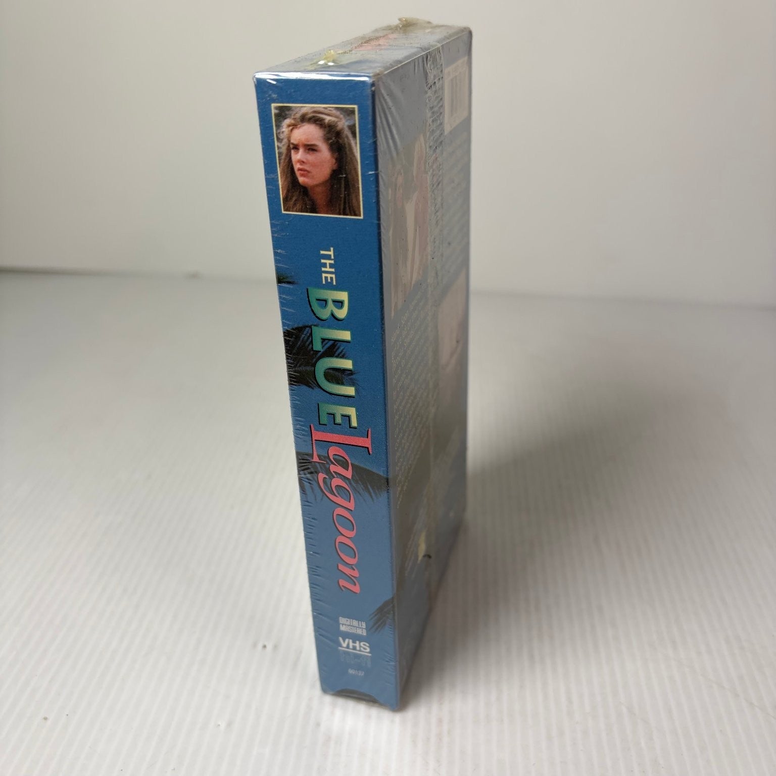 The Blue Lagoon VHS 1980 Romance Adventure Factory Sealed Columbia Pictures