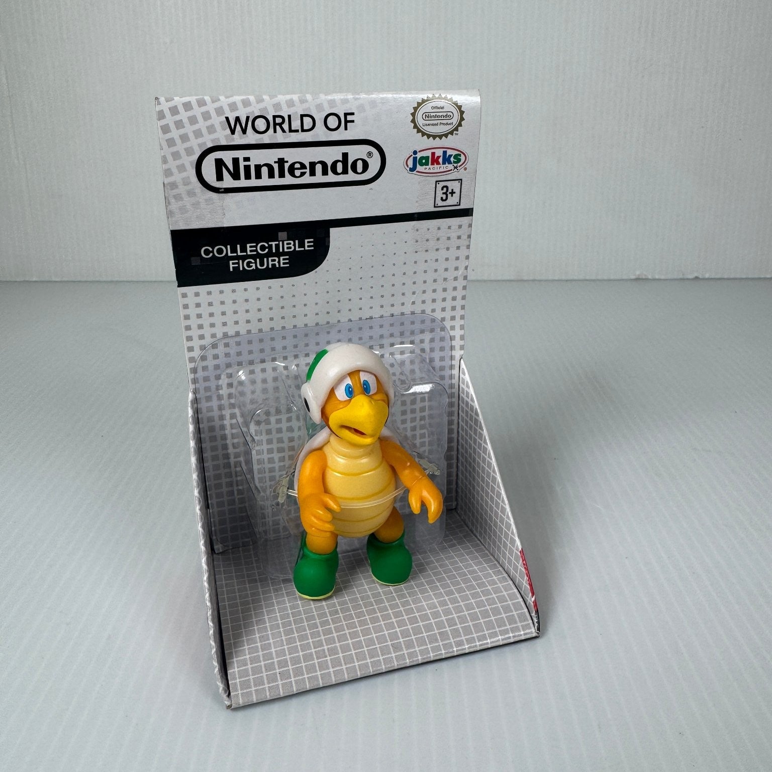 World of Nintendo Hammer Bro 2.5" Super Mario Collectible Figure
