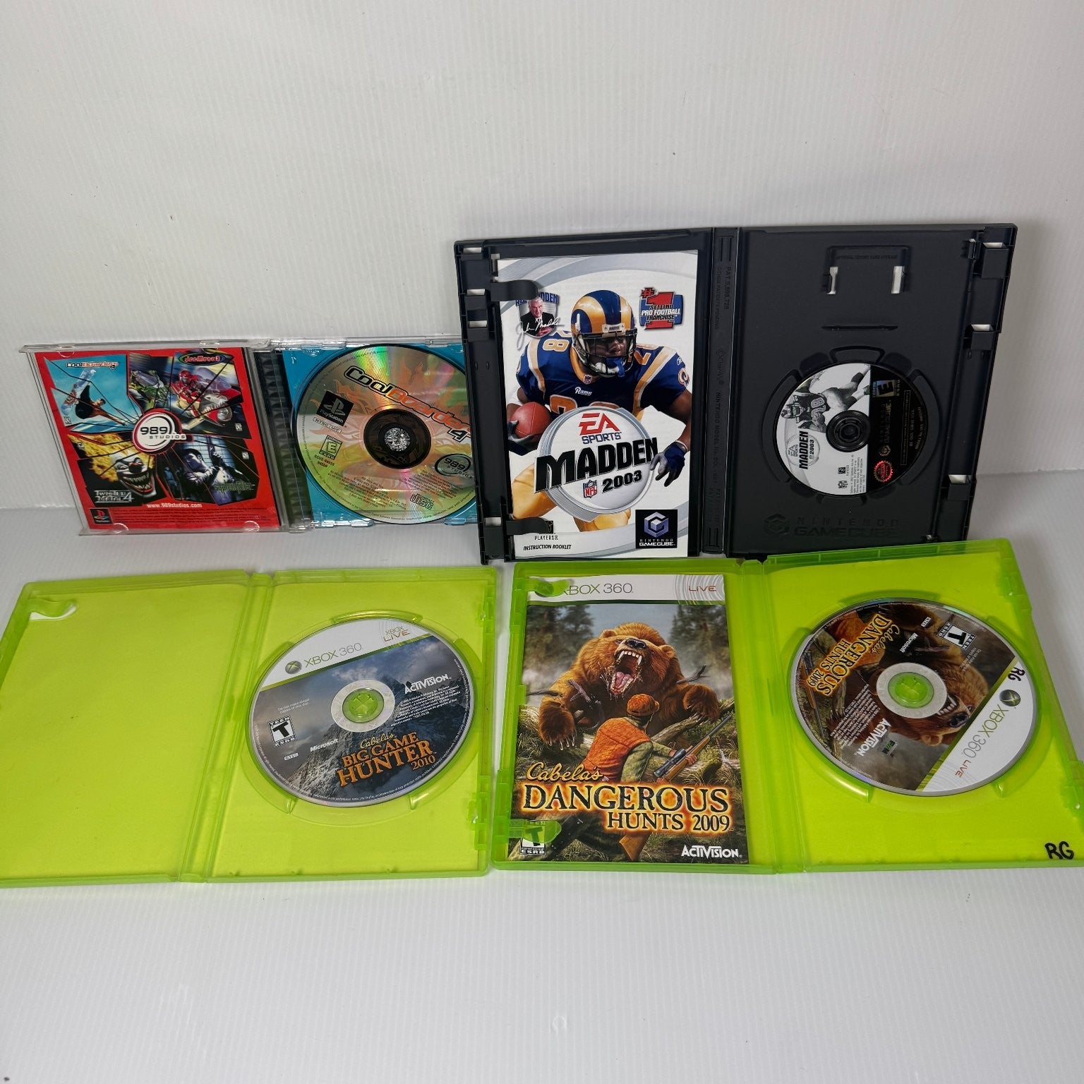 Mixed Lot of 20 Retro Games NES, Genesis, Xbox 360 & More Bioshock, Cabela's