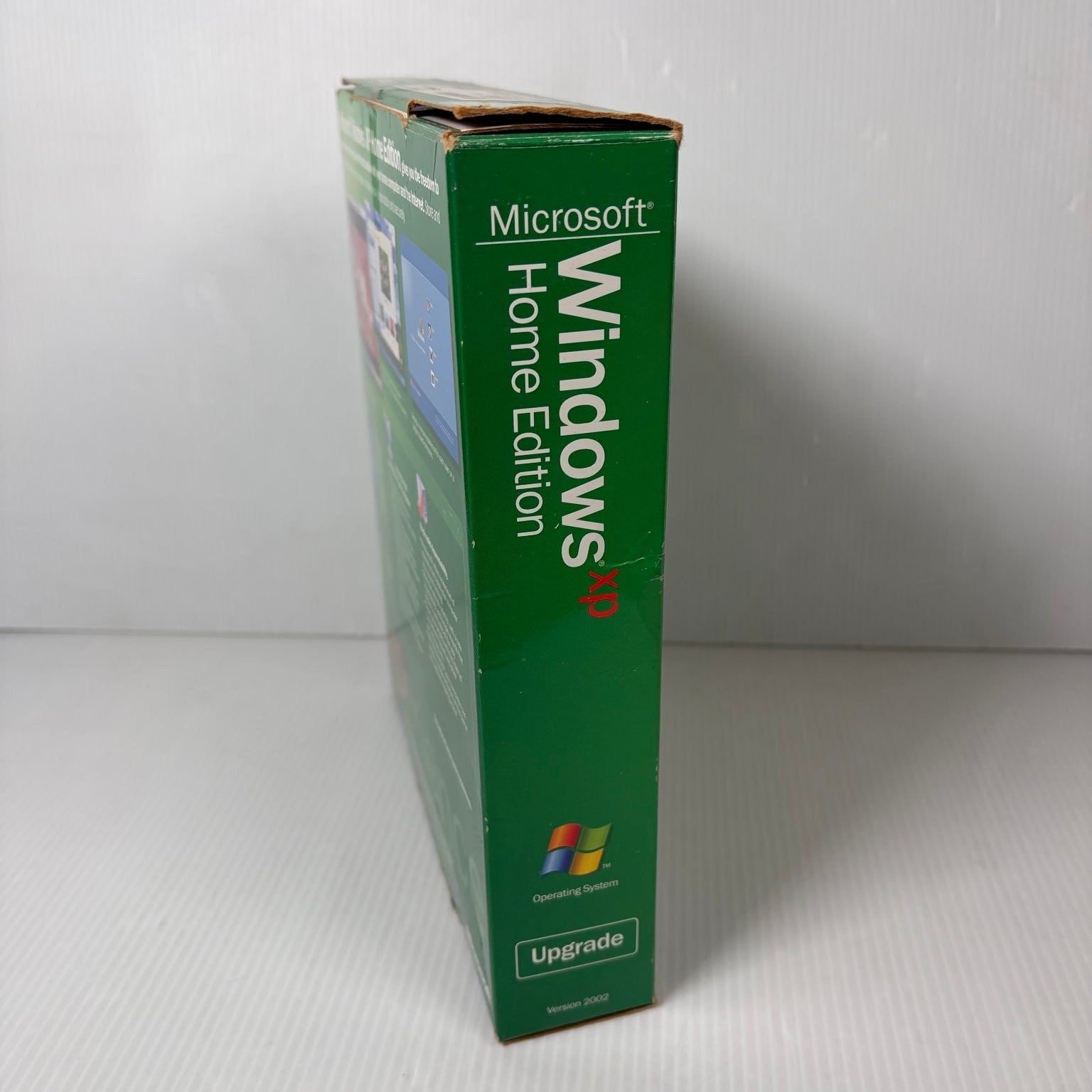 Microsoft Windows XP Home Edition Big Box PC Upgrade Version 2002 Software