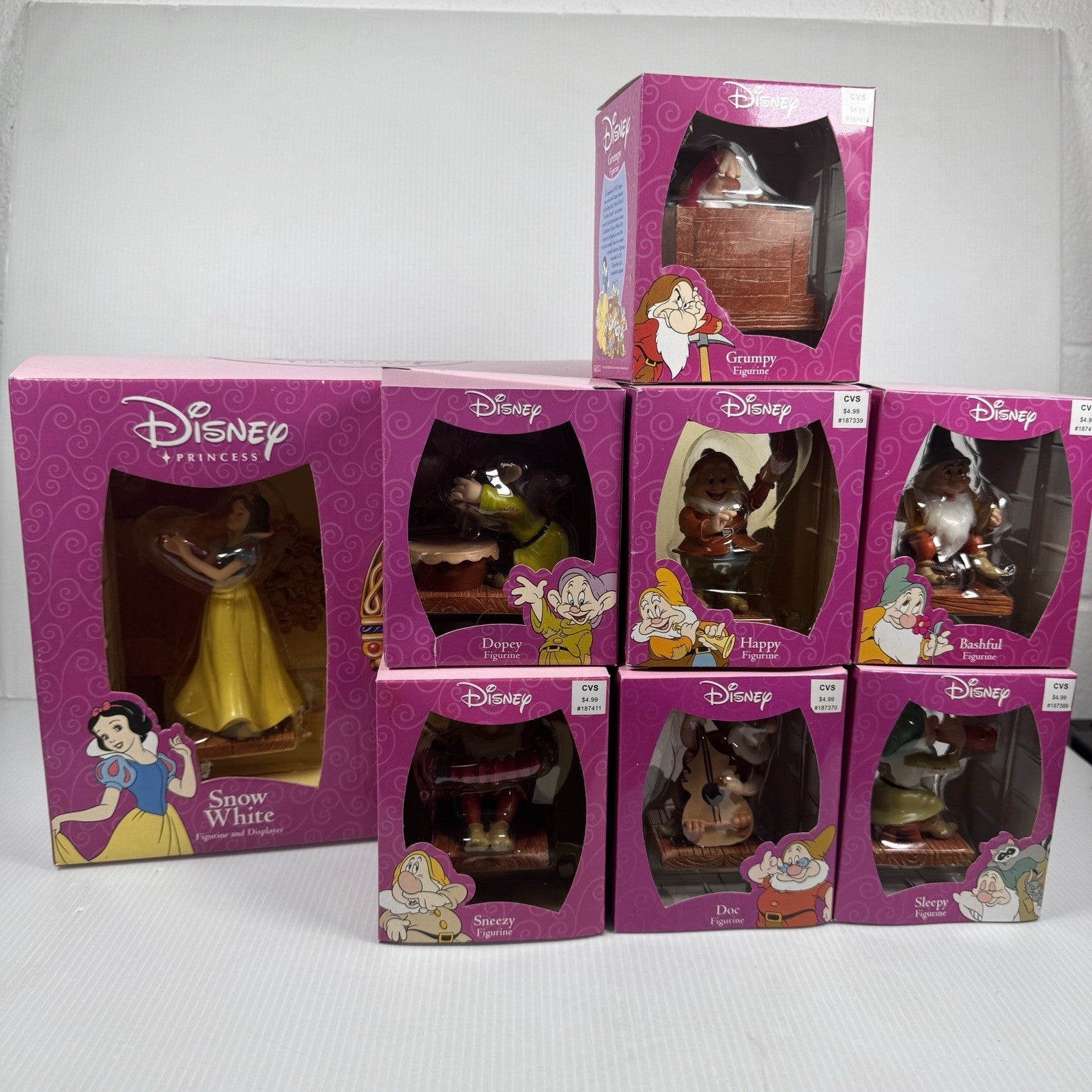 Disney Enesco Snow White & The Seven Dwarfs 65th Anniversary Collector Set