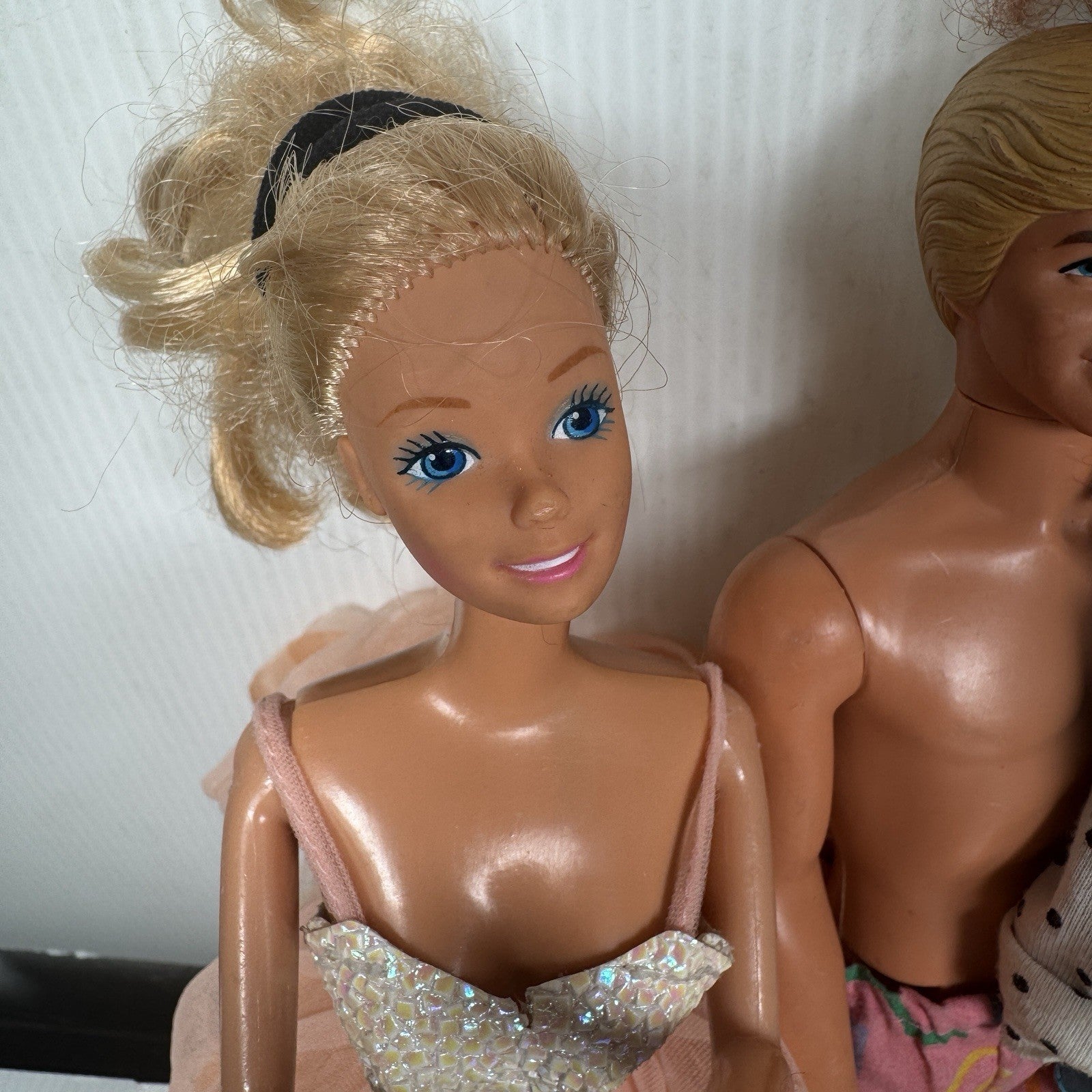 Vintage 1980s Barbie Lot w/ Working Magic Moves Barbie, Cool Times Midge & More