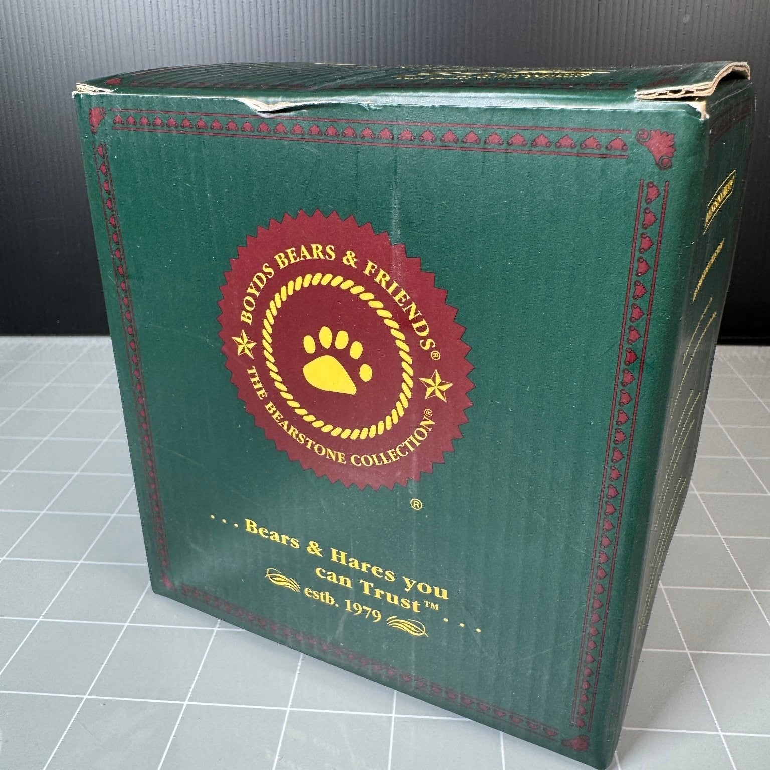 Slugger McGee Swing Batta Batta Boyd's Bears & Friends Resin Statue Baseball