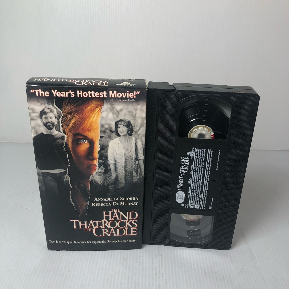 The Hand That Rocks The Cradle VHS 1992 Thriller Buena Vista