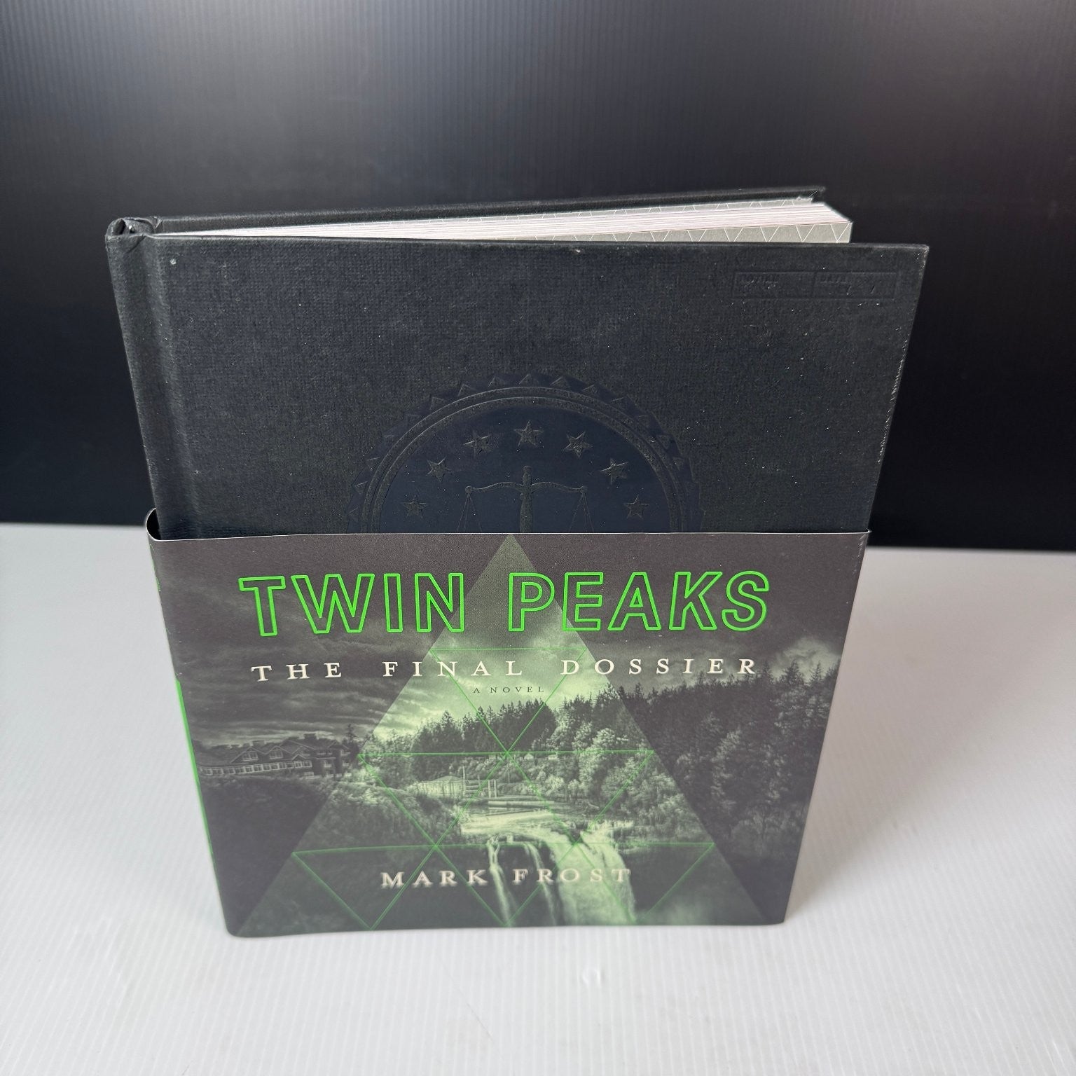 Twin Peaks The Final Dossier Hardcover Mark Frost 2017