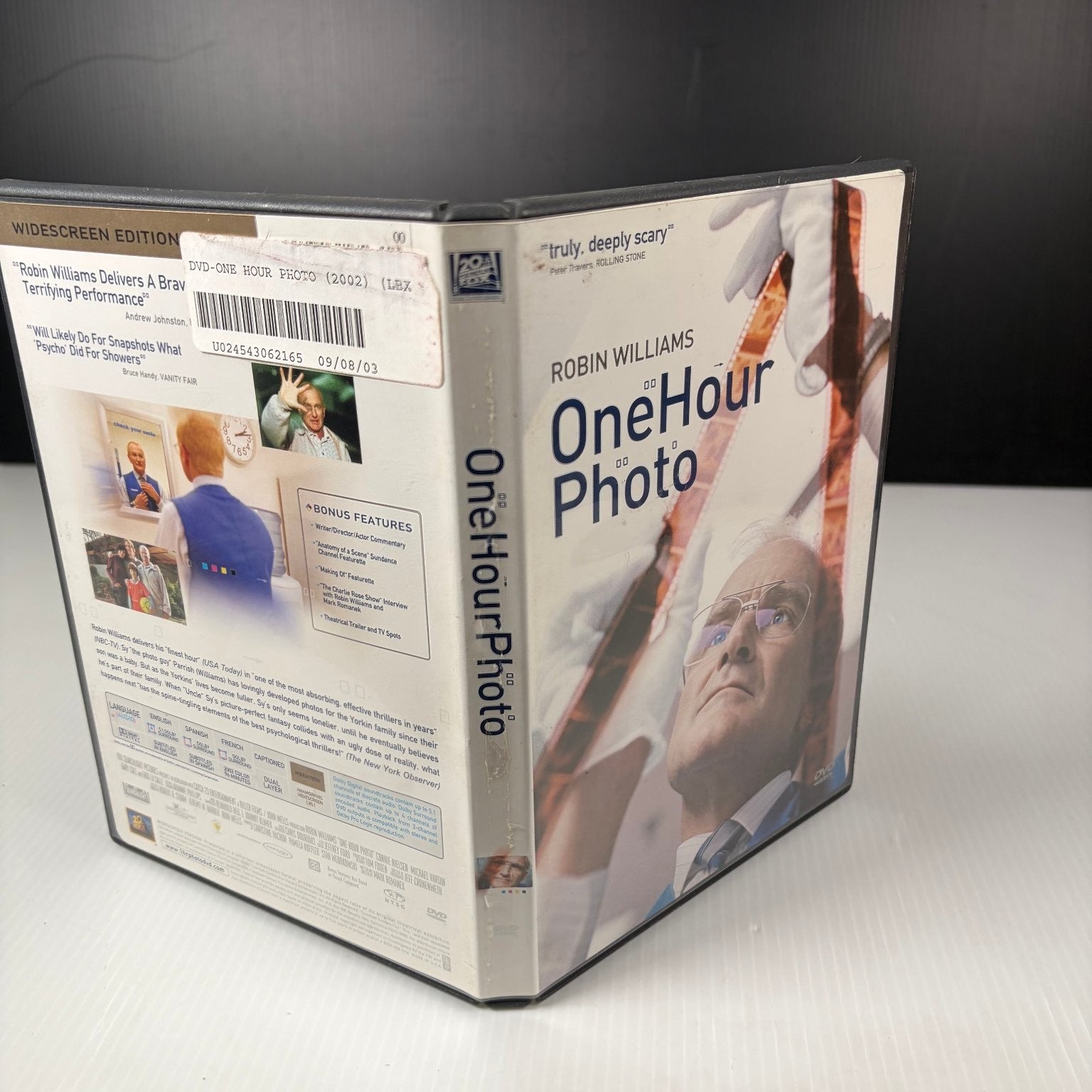 One Hour Photo DVD 2002 Widescreen Robin Williams Mark Romanek Bonus Features