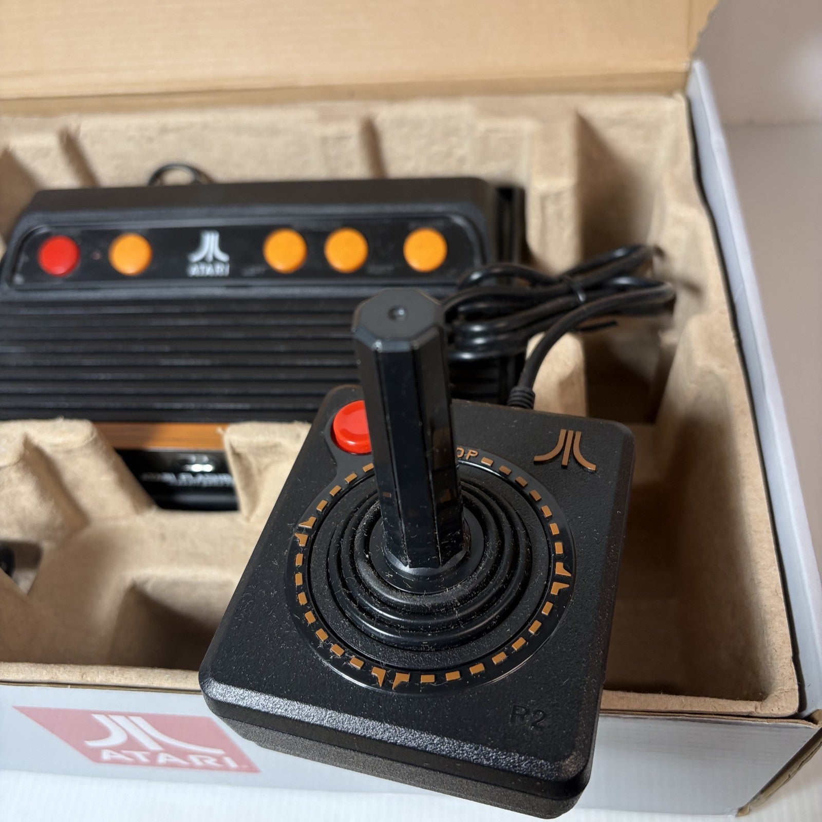 Atari Flashback 4 Classic Game Console 40th Anniversary in Box 2 Joysticks