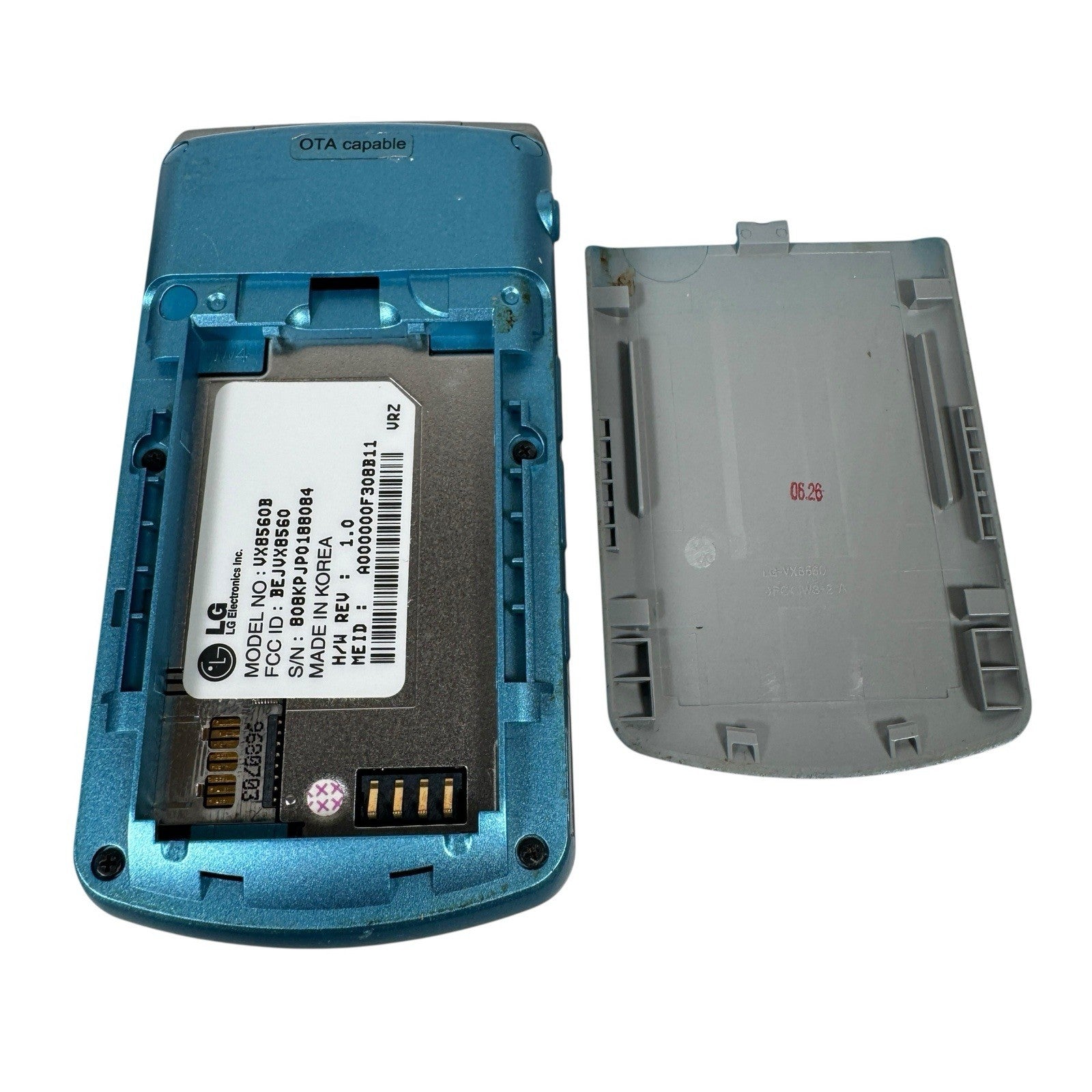 Lot Of 2 Vintage Flip Phone LG And Motorola Verizon Wireless Untested AS IS