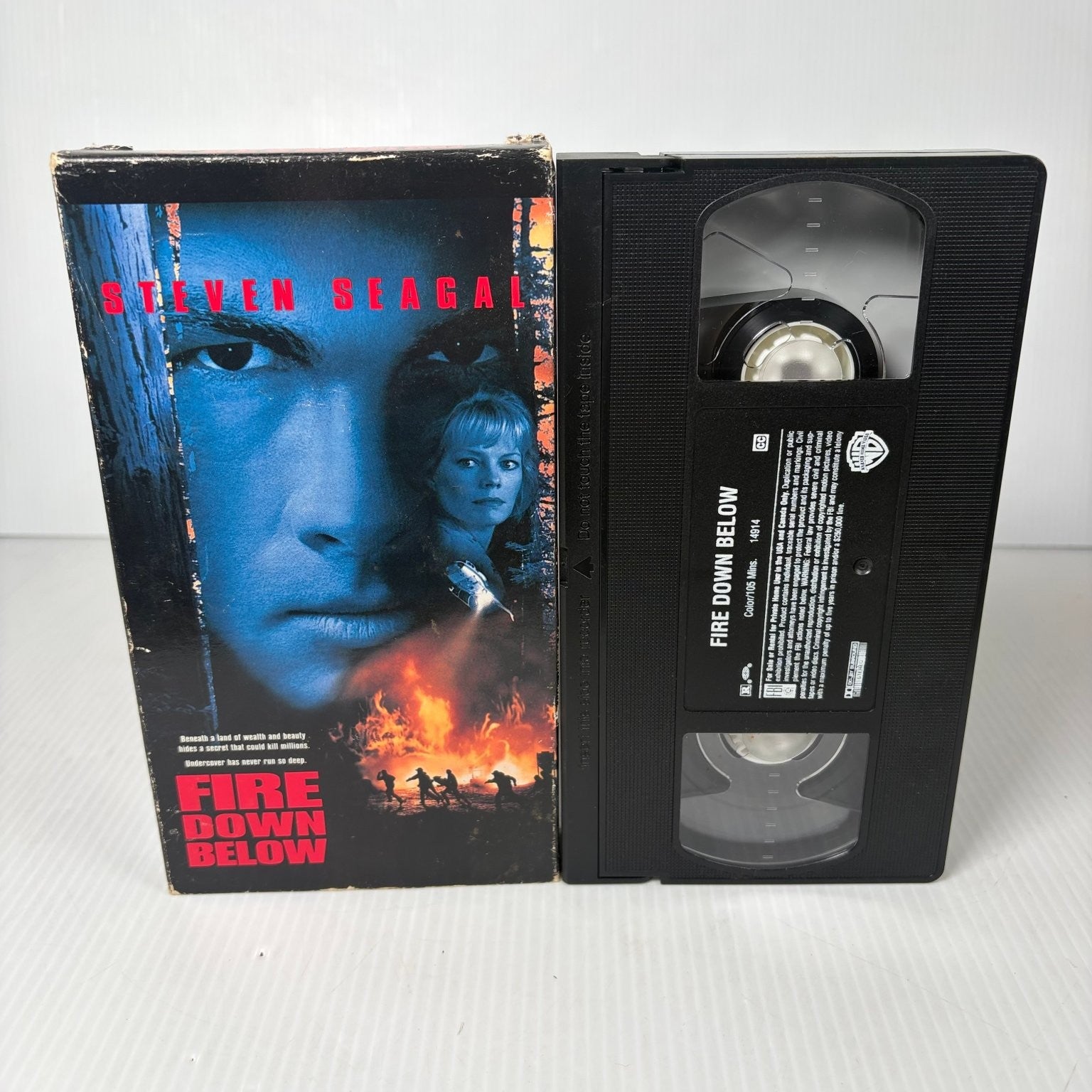 Fire Down Below VHS 1997 Action Thriller Steven Seagal Warner Bros.