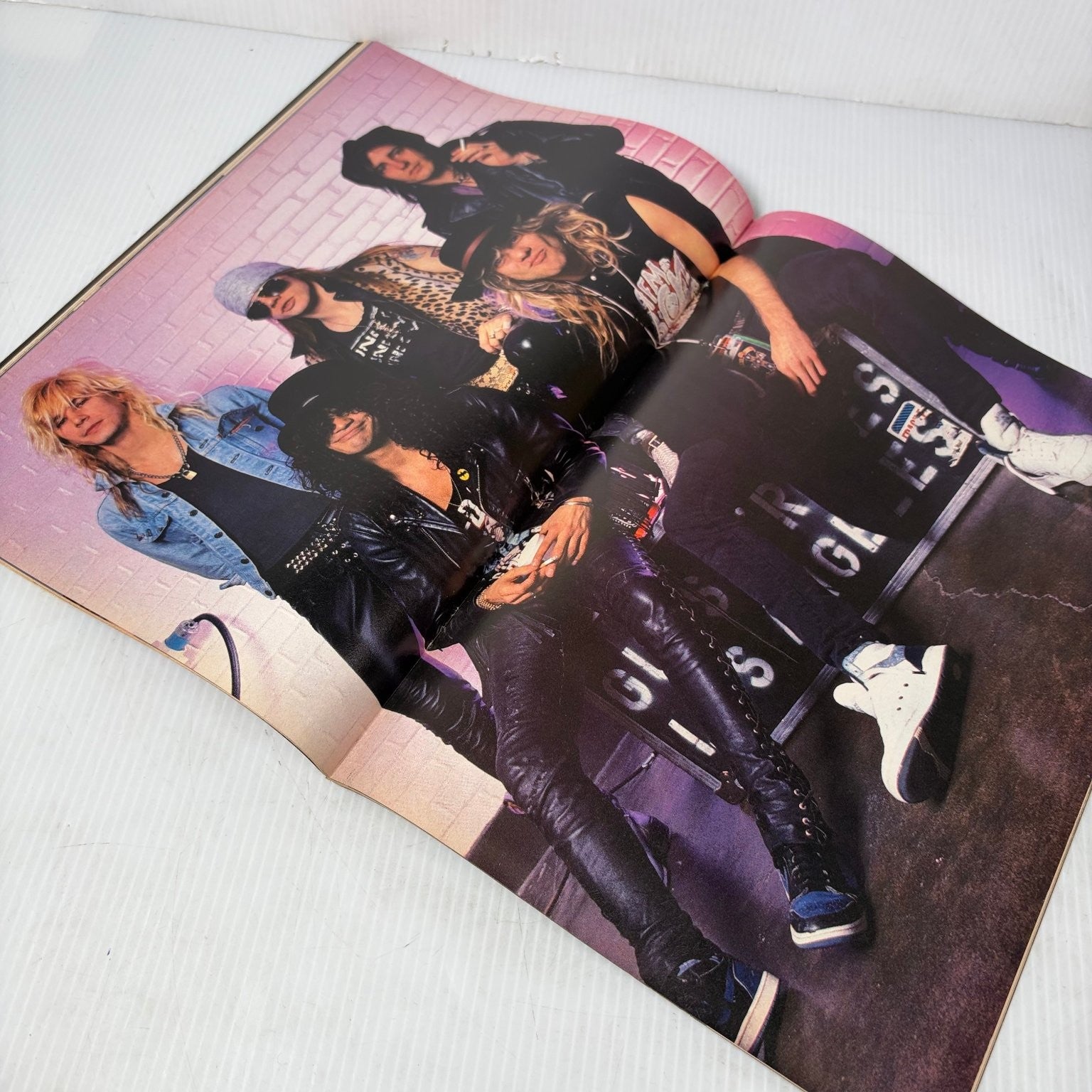 Guns N' Roses Superstar Facts & Pics Magazine #16 Winter 1988 Heavy Metal Music