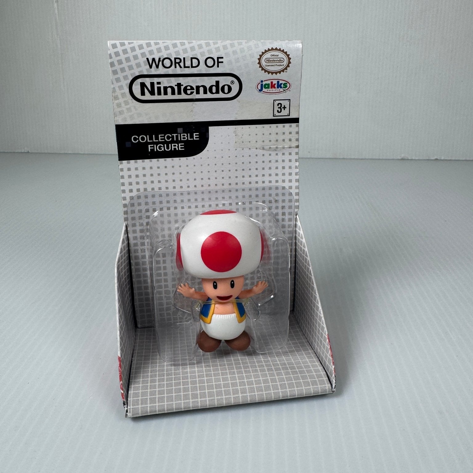 World of Nintendo Red Toad 2.5" Super Mario Collectible Figure