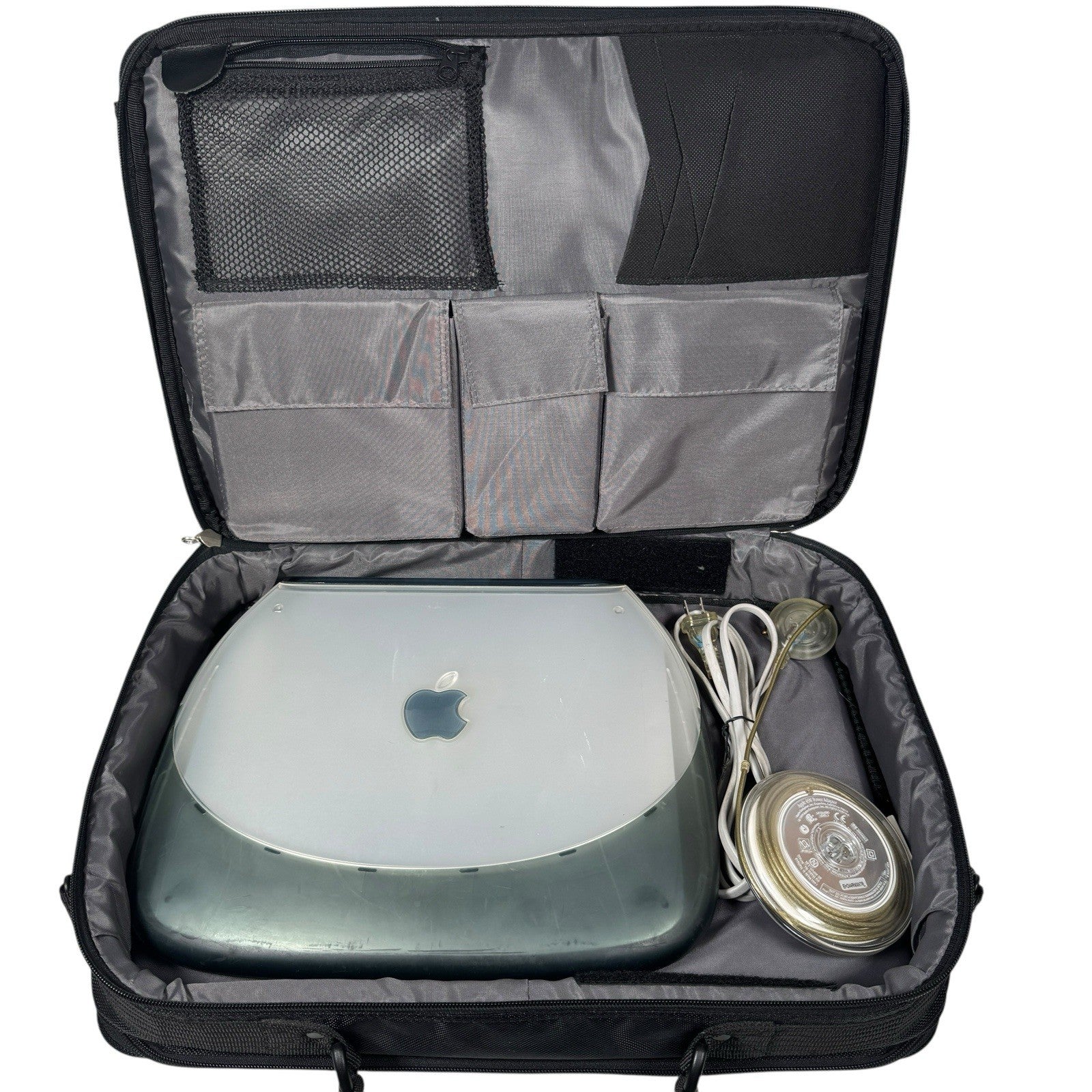 Apple M2453 Gray Clamshell iBook G3 OS 9.2 5.6GB HDD 128MB RAM Needs Battery