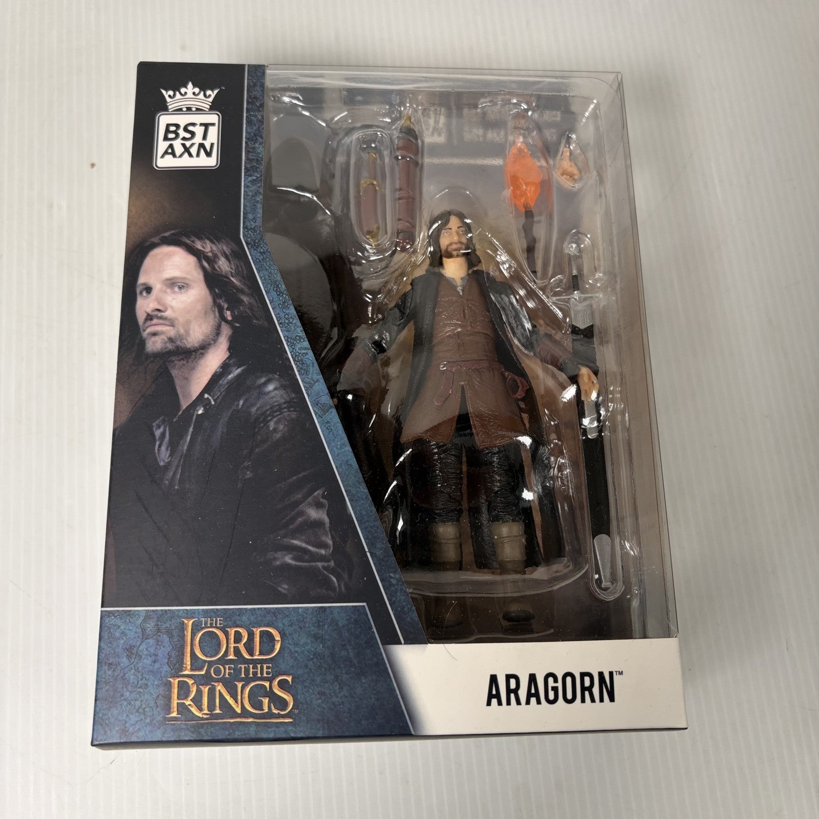 BST AXN The Lord of the Rings Aragorn Action Figure 8+ New In Box NIB The Loyal