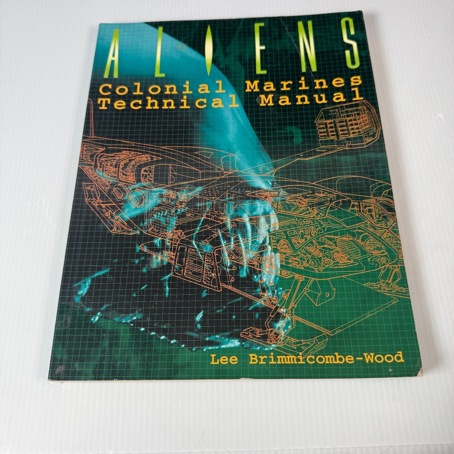 Aliens Colonial Marines Technical Manual Lee Brimmicombe-Wood 1996 HarperPrism