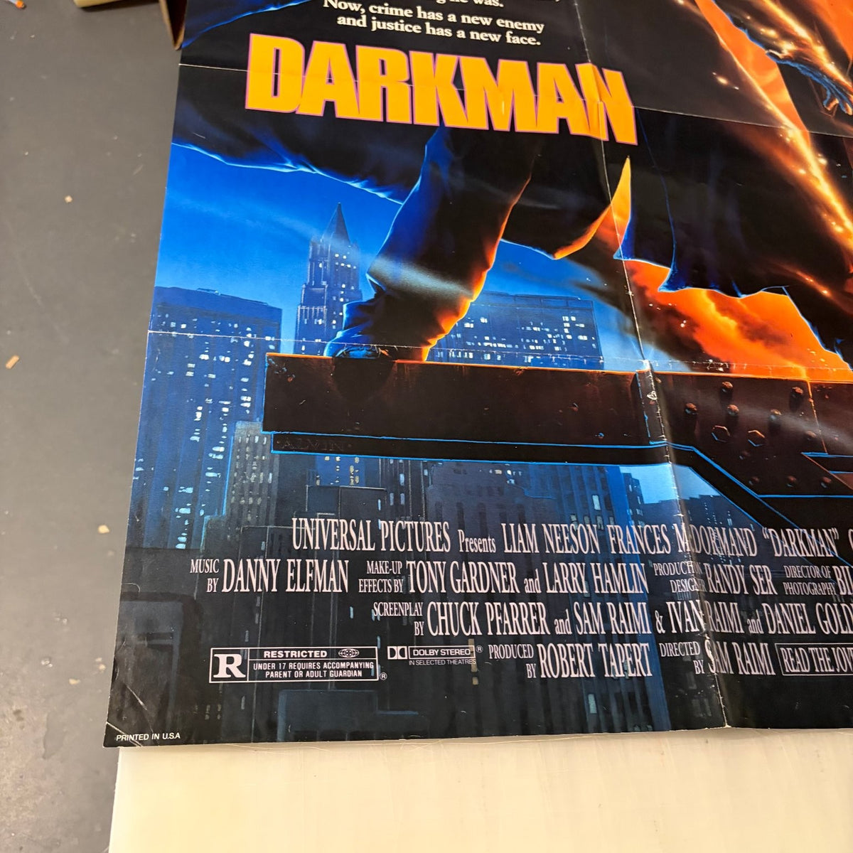 Darkman 1990 One-Sheet Movie Poster Universal Pictures Sam Raimi 27"x40"