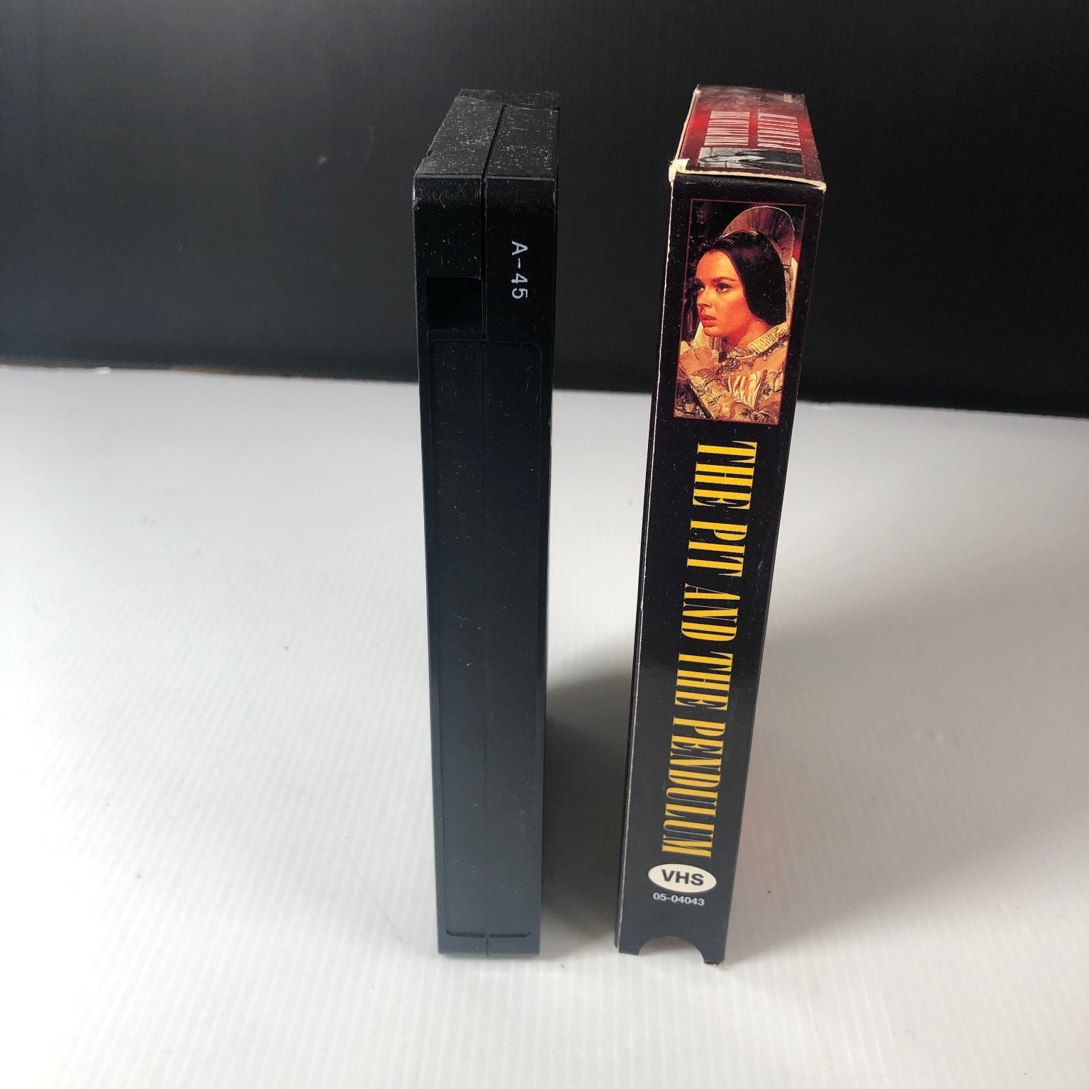 The Pit and the Pendulum VHS 1961 Horror Original Classic Orion Vincent Price