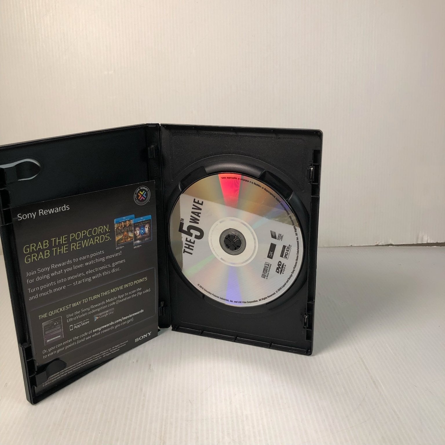 The 5th Wave DVD 2016 Chloë Grace Moretz Sci-Fi Action Special Features