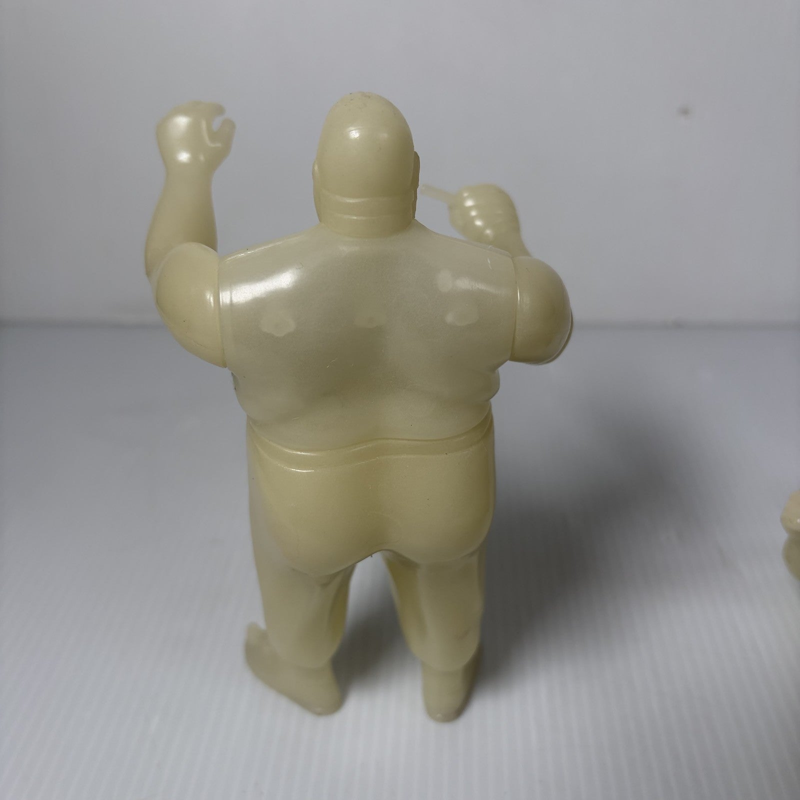 Legends of Pro Wrestling Glow in the Dark Figures Set of 4 WWF Bundy, Butcher