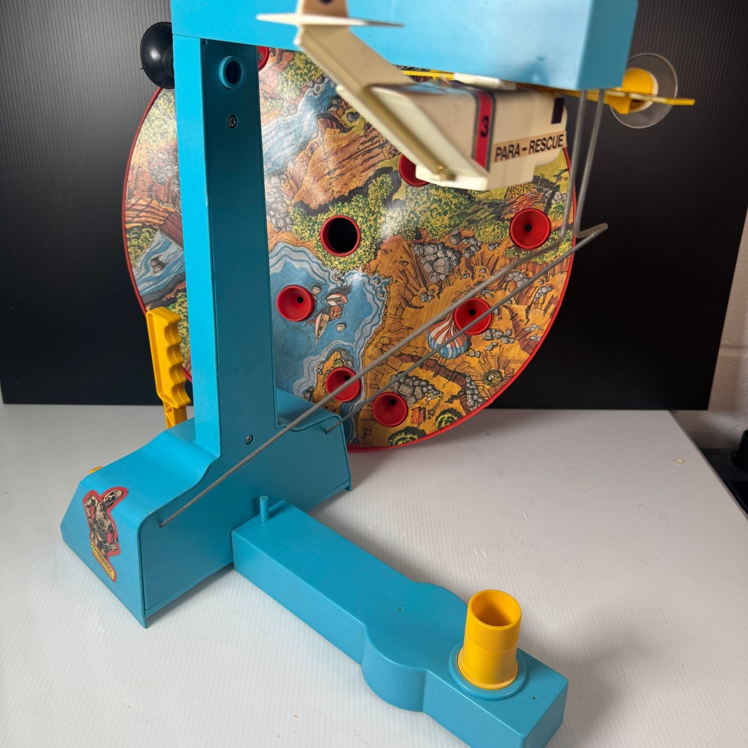 Vintage Chutes Away Gabriel Air-Rescue Target Game Board Game 1977 (2 Chutes)