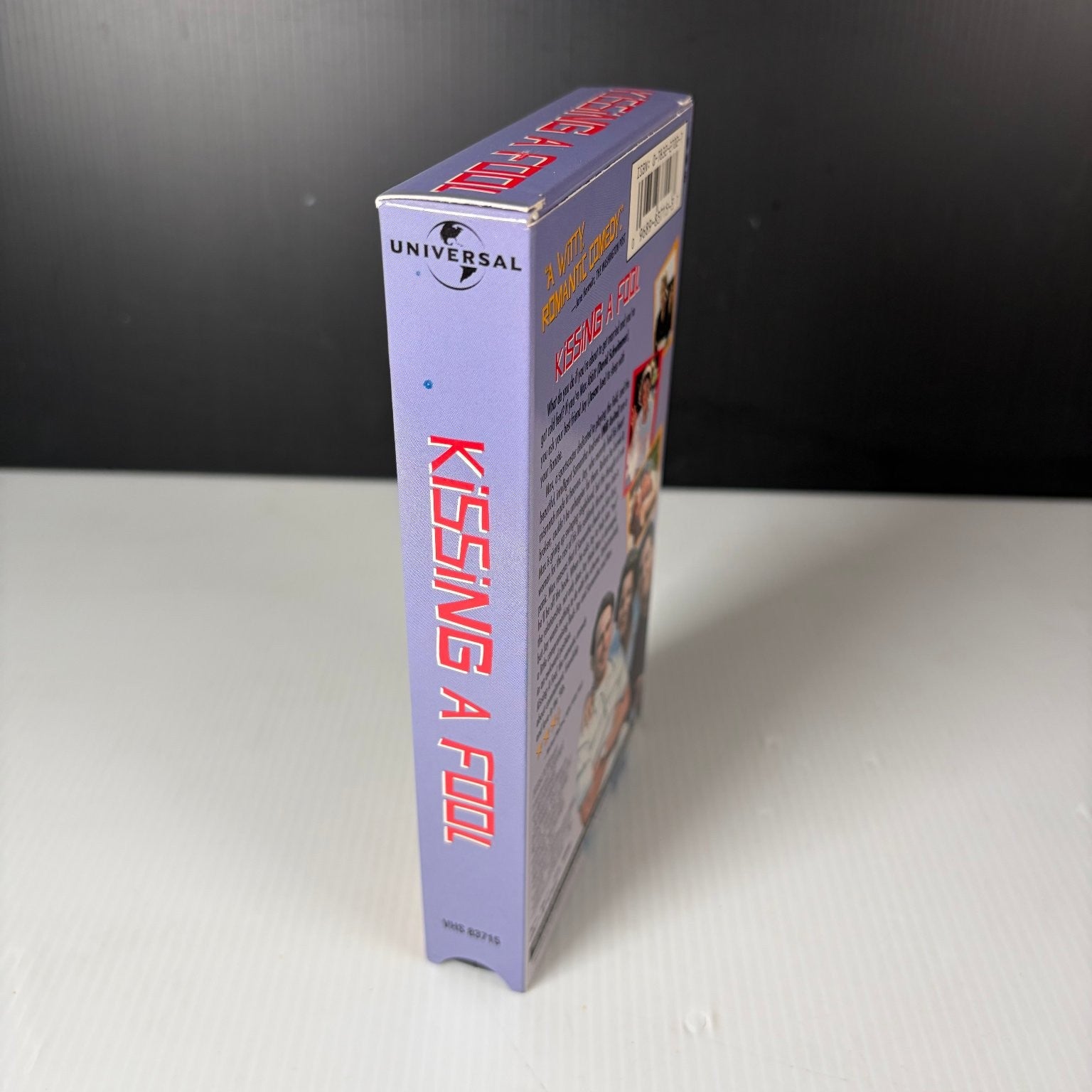 Kissing A Fool VHS 1998 Romantic Comedy Original Release Universal