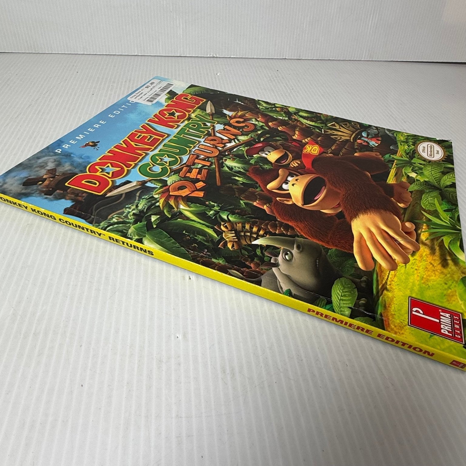 Donkey Kong Country Returns Nintendo Wii Official Strategy Guide Premiere