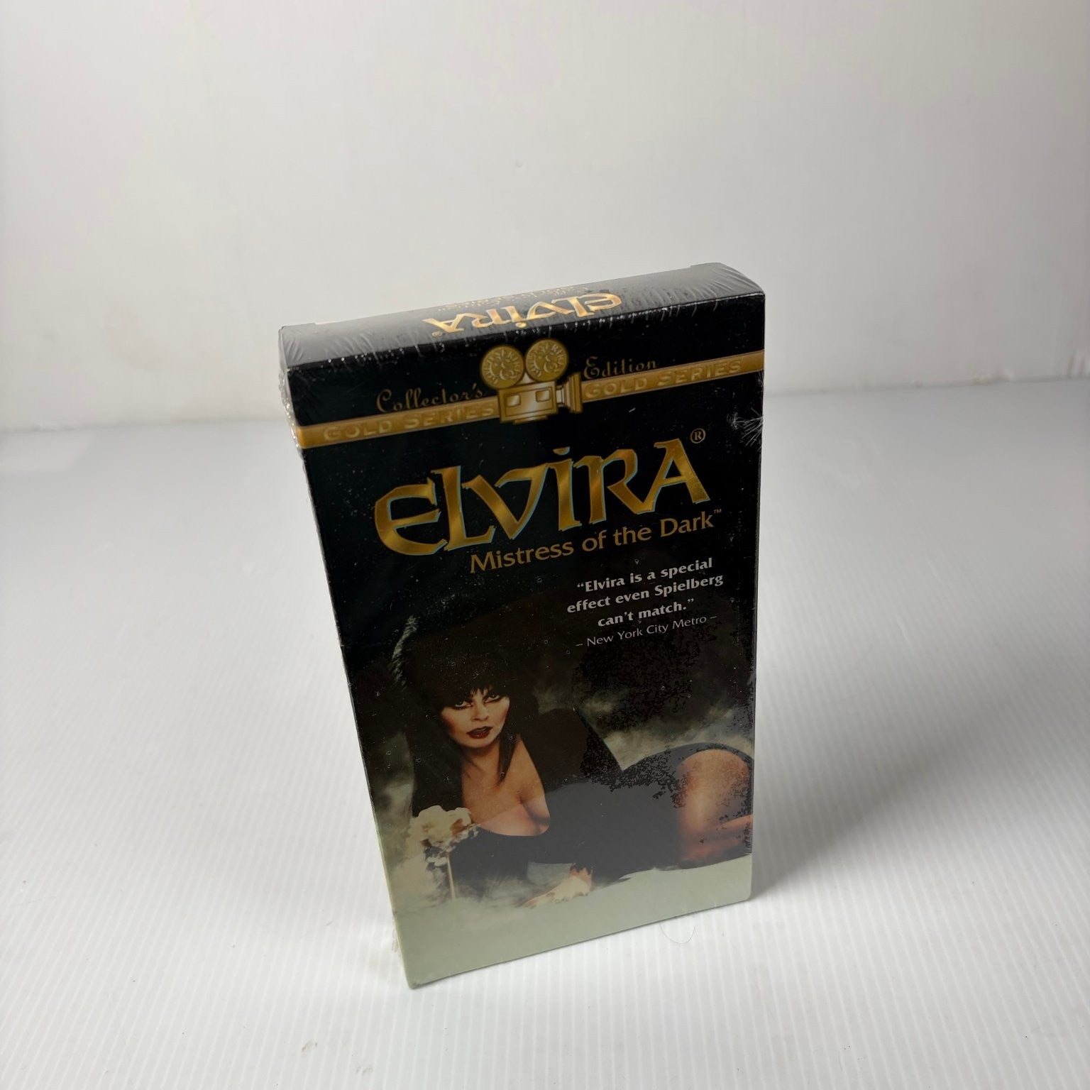 Elvira Mistress of the Dark VHS 1994 Comedy Horror Collector's Gold P&G Sealed