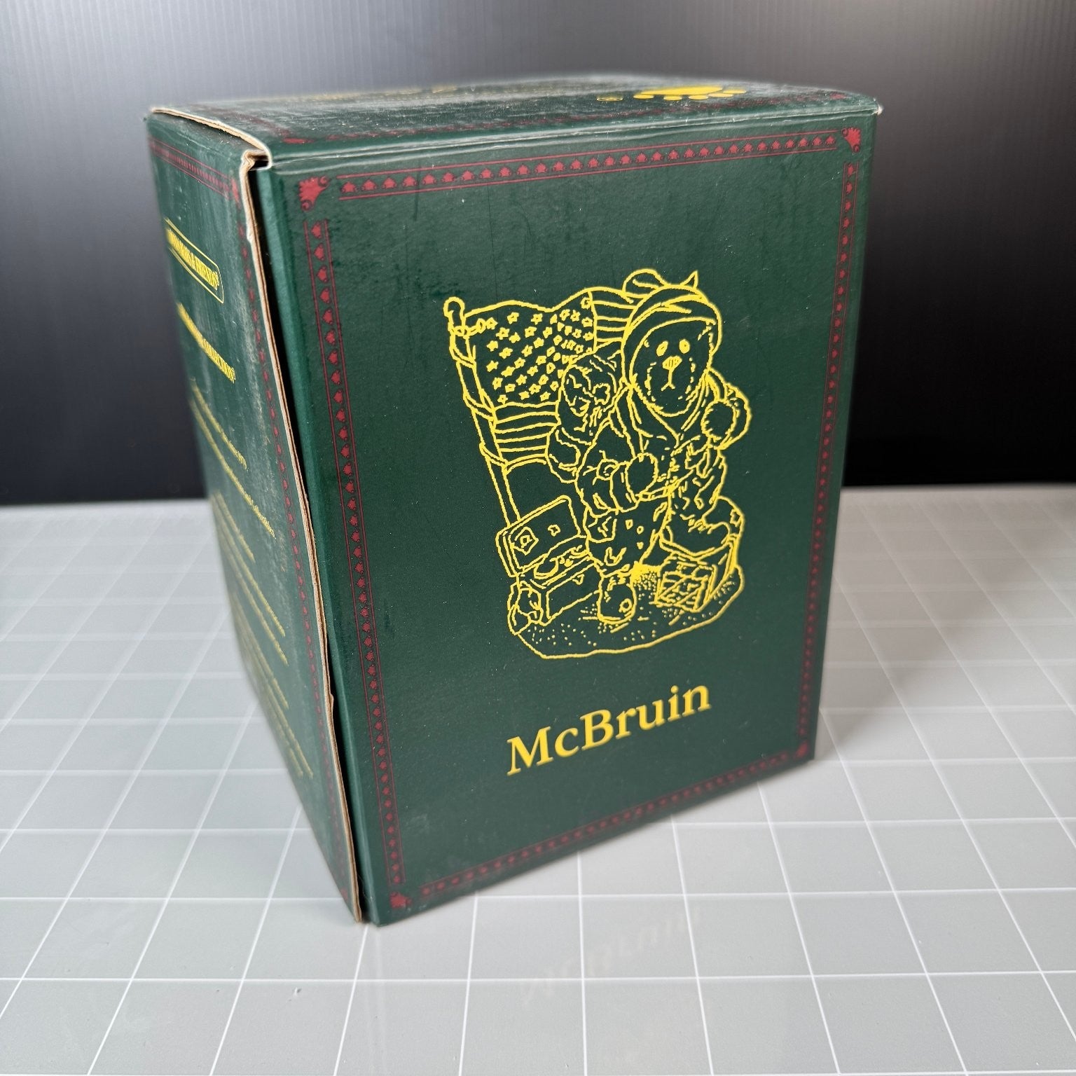 McBruin to Serve With Honor Boyds Bears Soldier Bear Statue w/ Flag Vintage