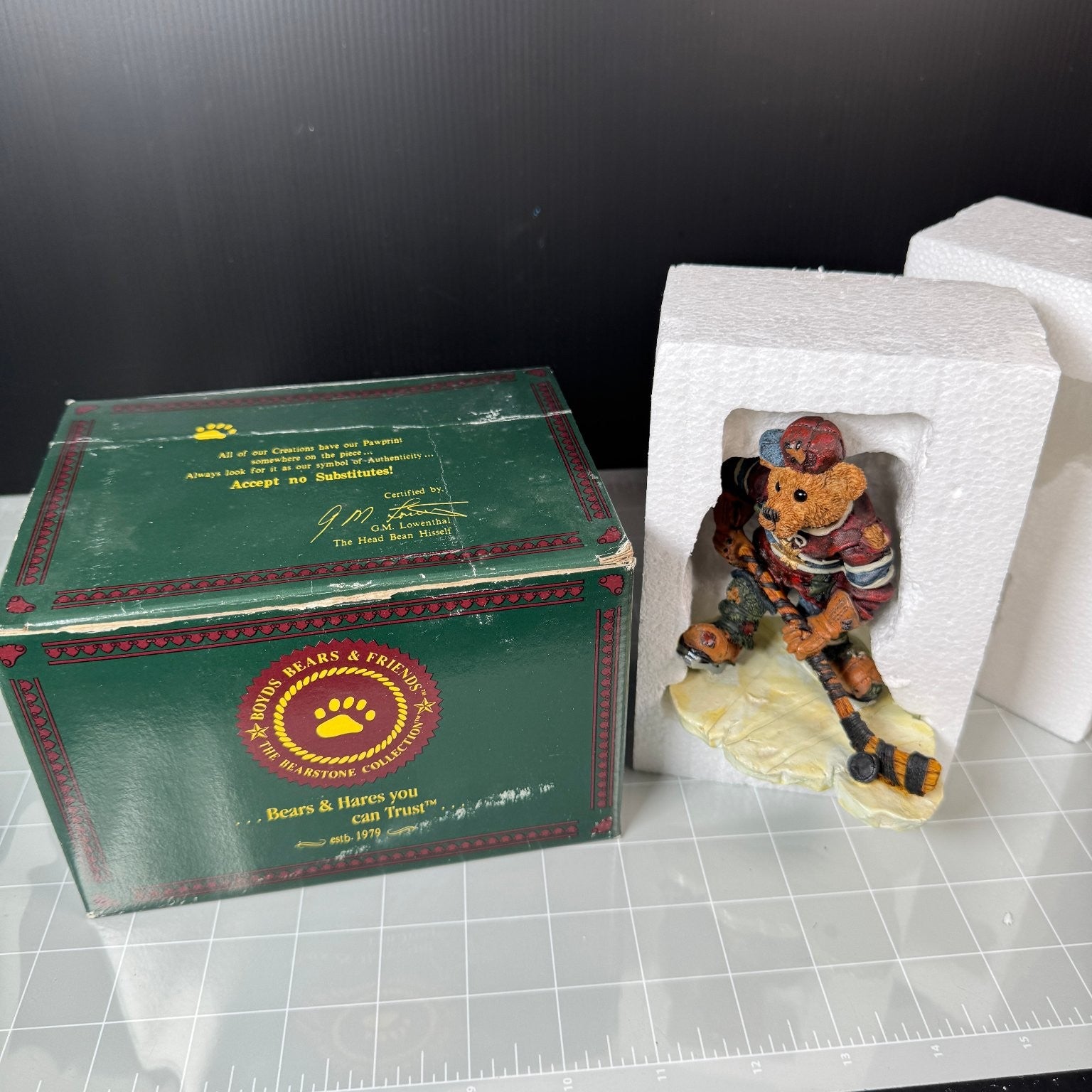 Puck Slapshot Boyds Bears & Friends Hockey Resin Statue LE 2E/595