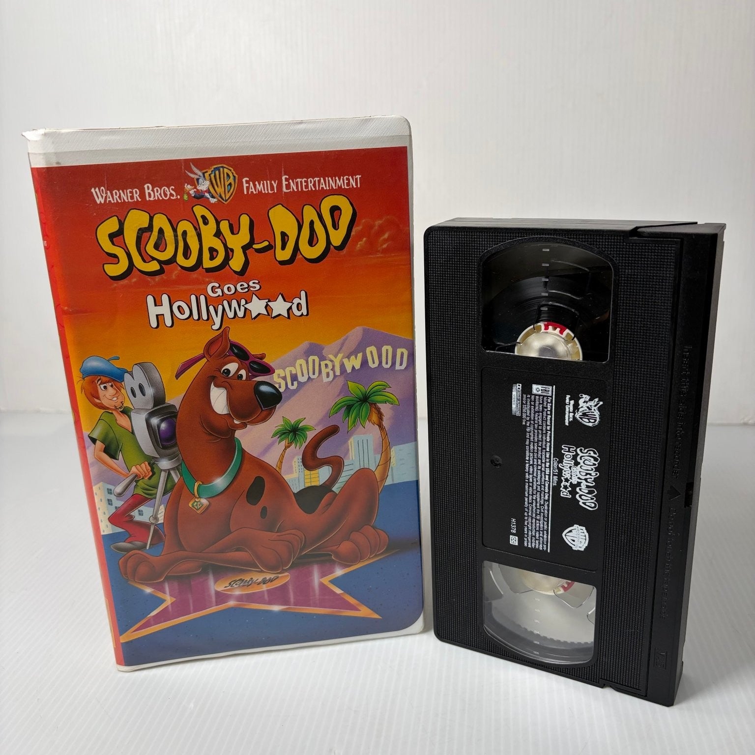 Scooby-Doo Goes Hollywood VHS 1997 Cartoon Mystery Warner Bros Clamshell