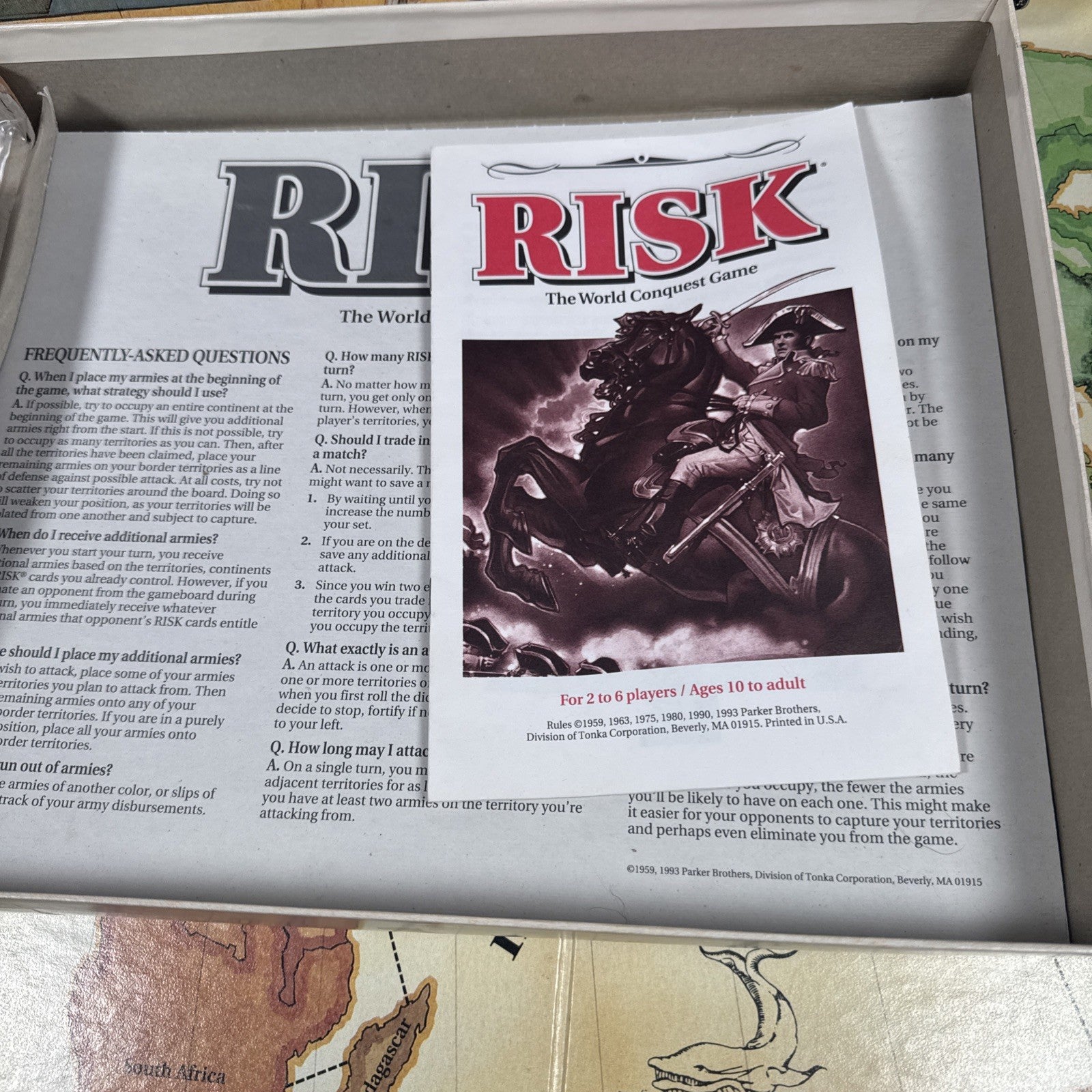 1993 Risk Board Game by Parker Brothers Complete w/ All Miniature Containers